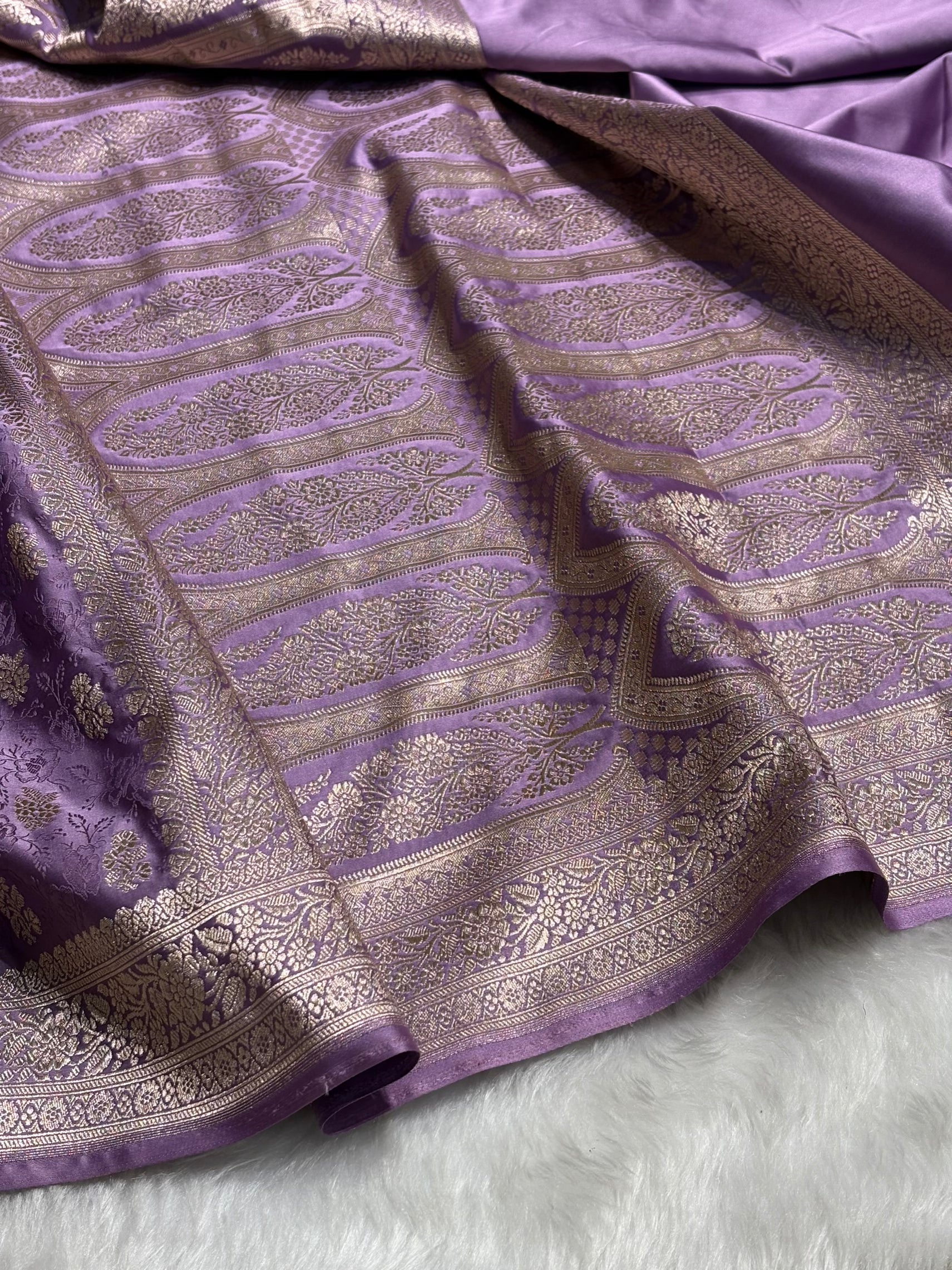 Lavender Shades Tanchoi Motif Mashru Silk Saree MST-10