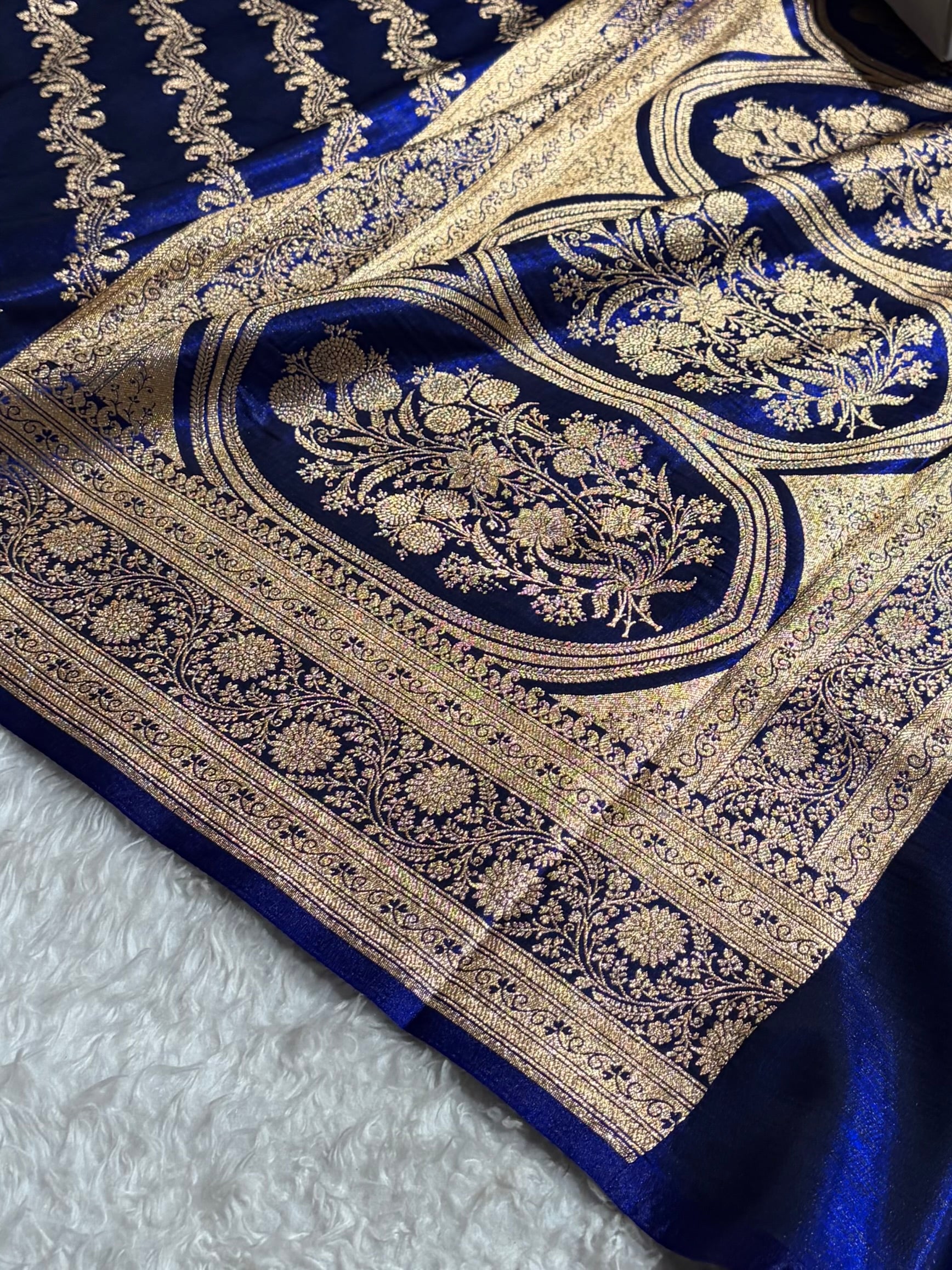 Royal Blue Shades Cross Pattern Banarasi Satin Silk Saree SS39