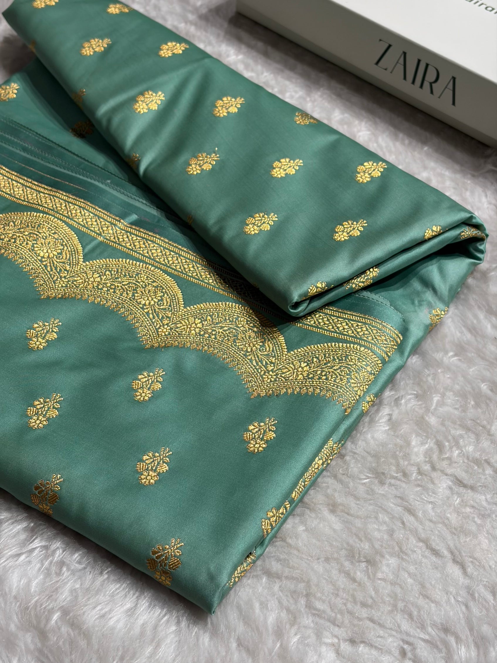 Banarasi Sea Green Shade With Scallop Pattern Mashru Silk Saree