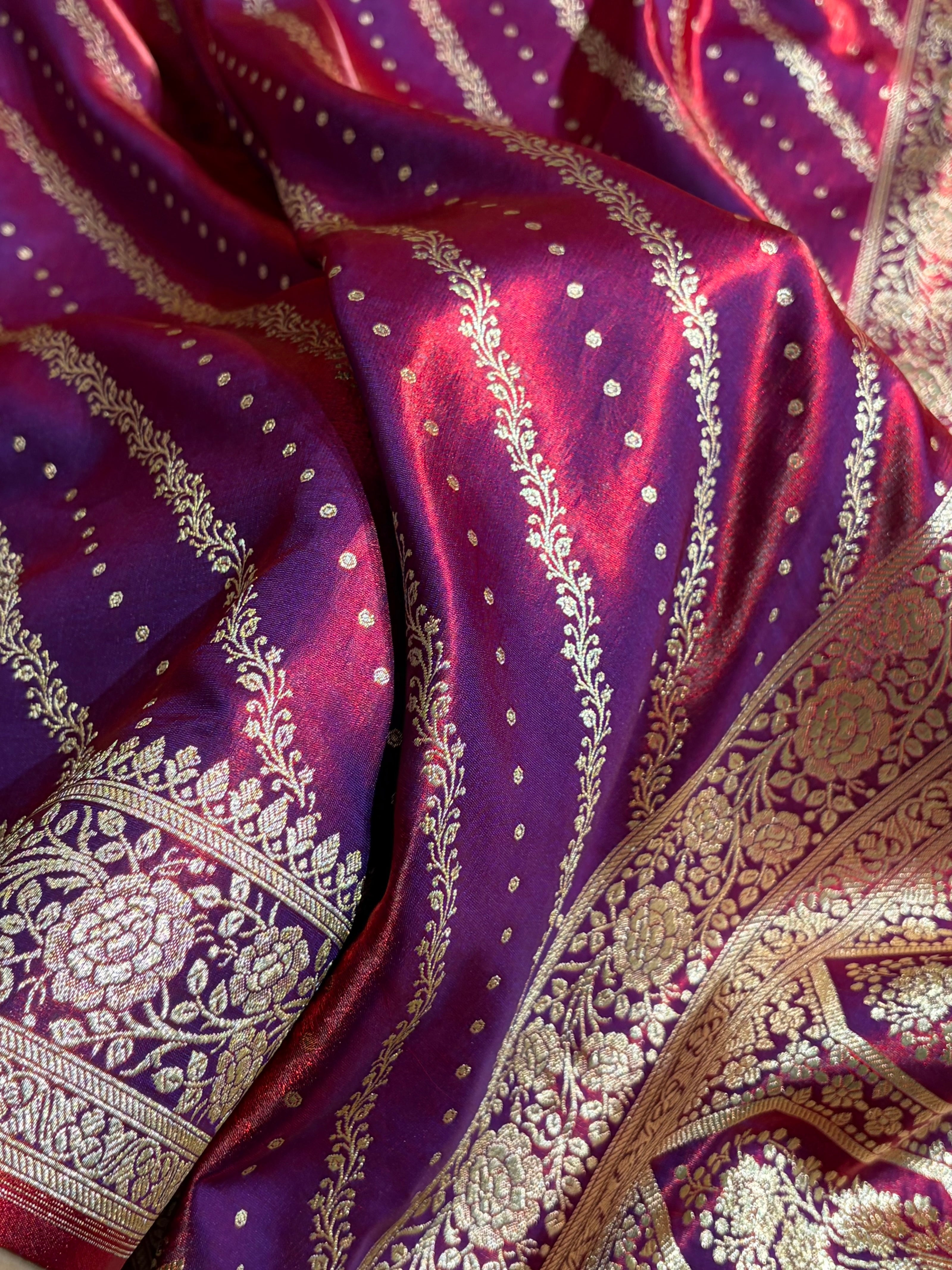 Banarasi Magentic Red Shades Cross Pattern Banarasi Satin Silk Saree SS61