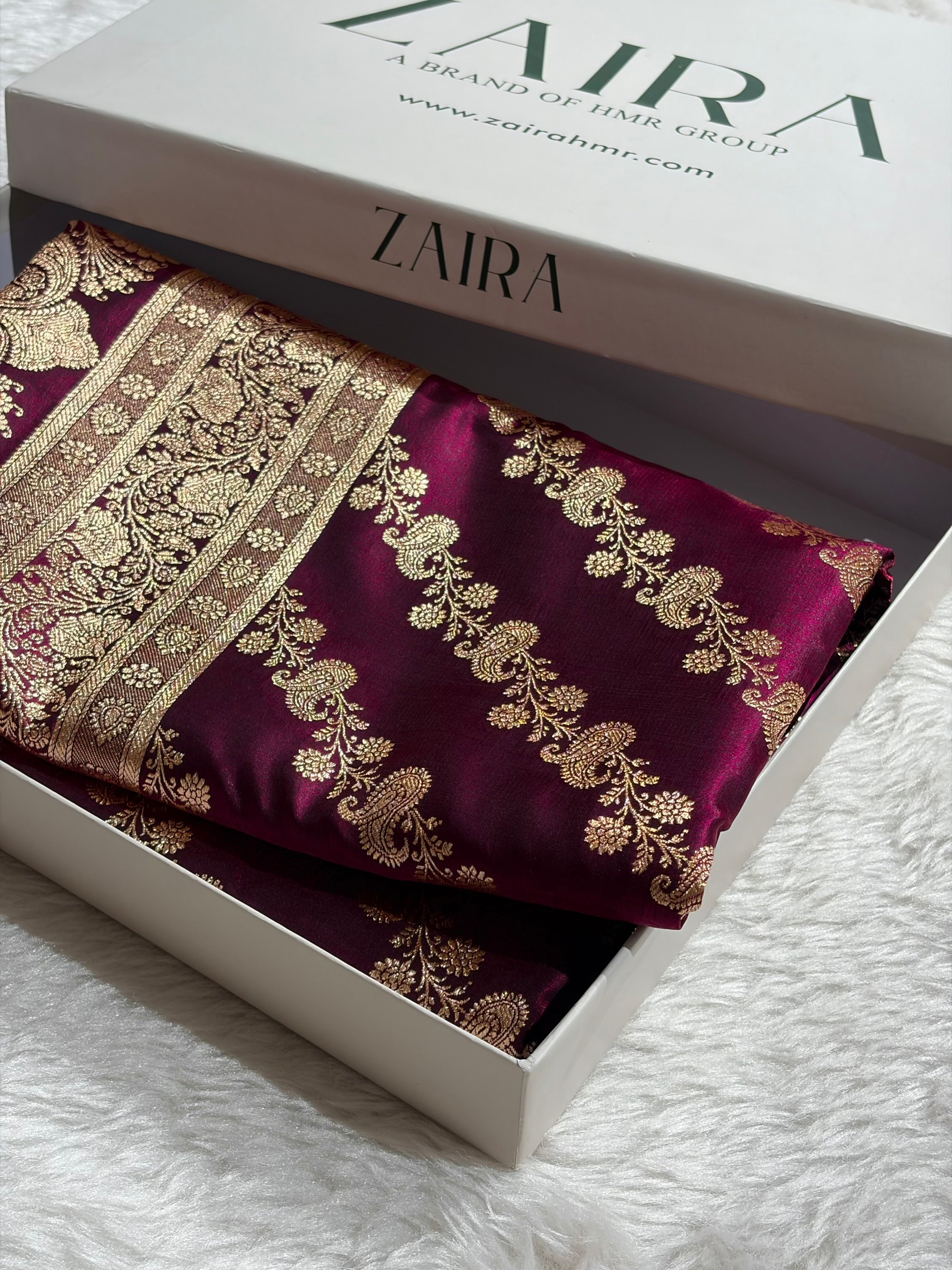 Banarasi Wine Shades Cross Pattern Banarasi Satin Silk Saree SS51