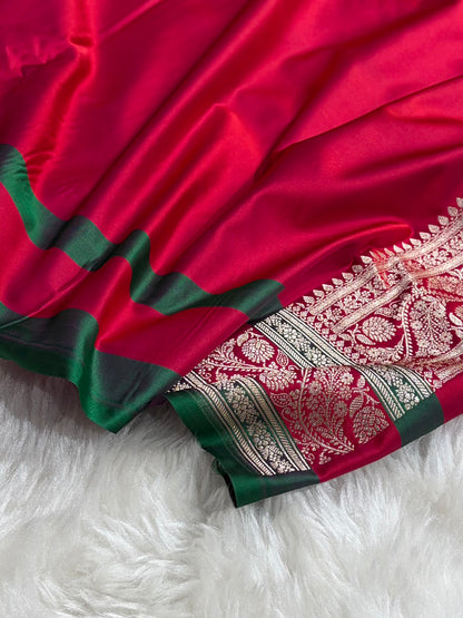 Banarasi Cross Rani With Contrast Red Floral Border Mashru Silk Saree MSM-101