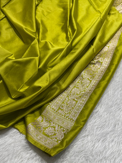 Liril Green Mashru Silk Banarasi Saree With Jaal Pattern