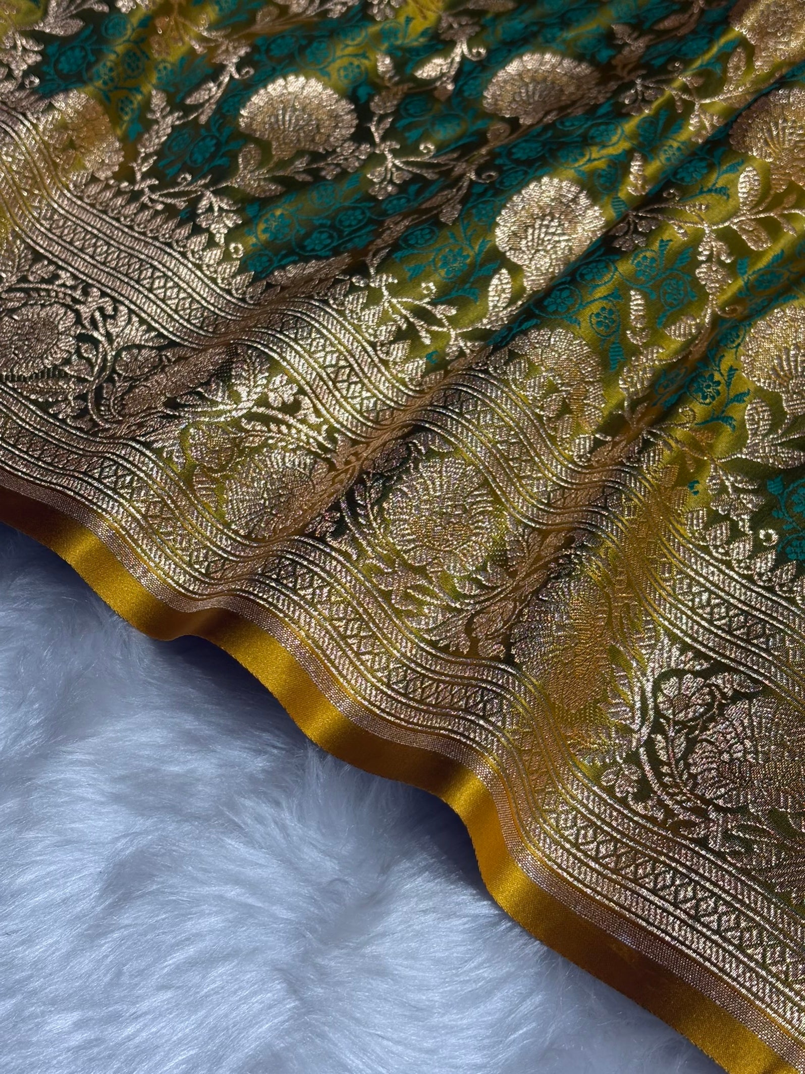 Liril Green With Green Tanchoi Satin Katan Silk Saree SKTM-05