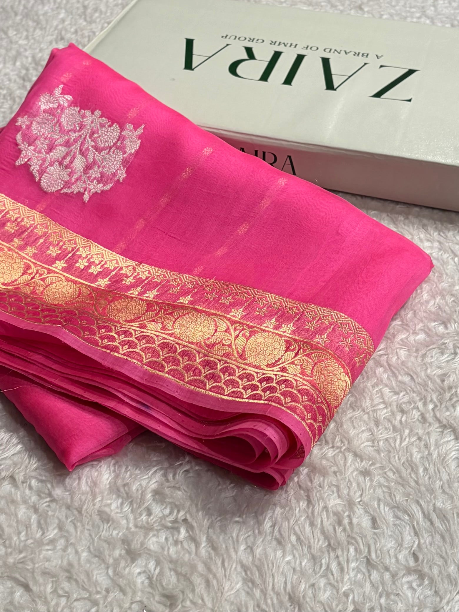 Banarasi Pure Organza Baby Pink Shades With Minakari Boota Banarasi Silk Saree PO-37