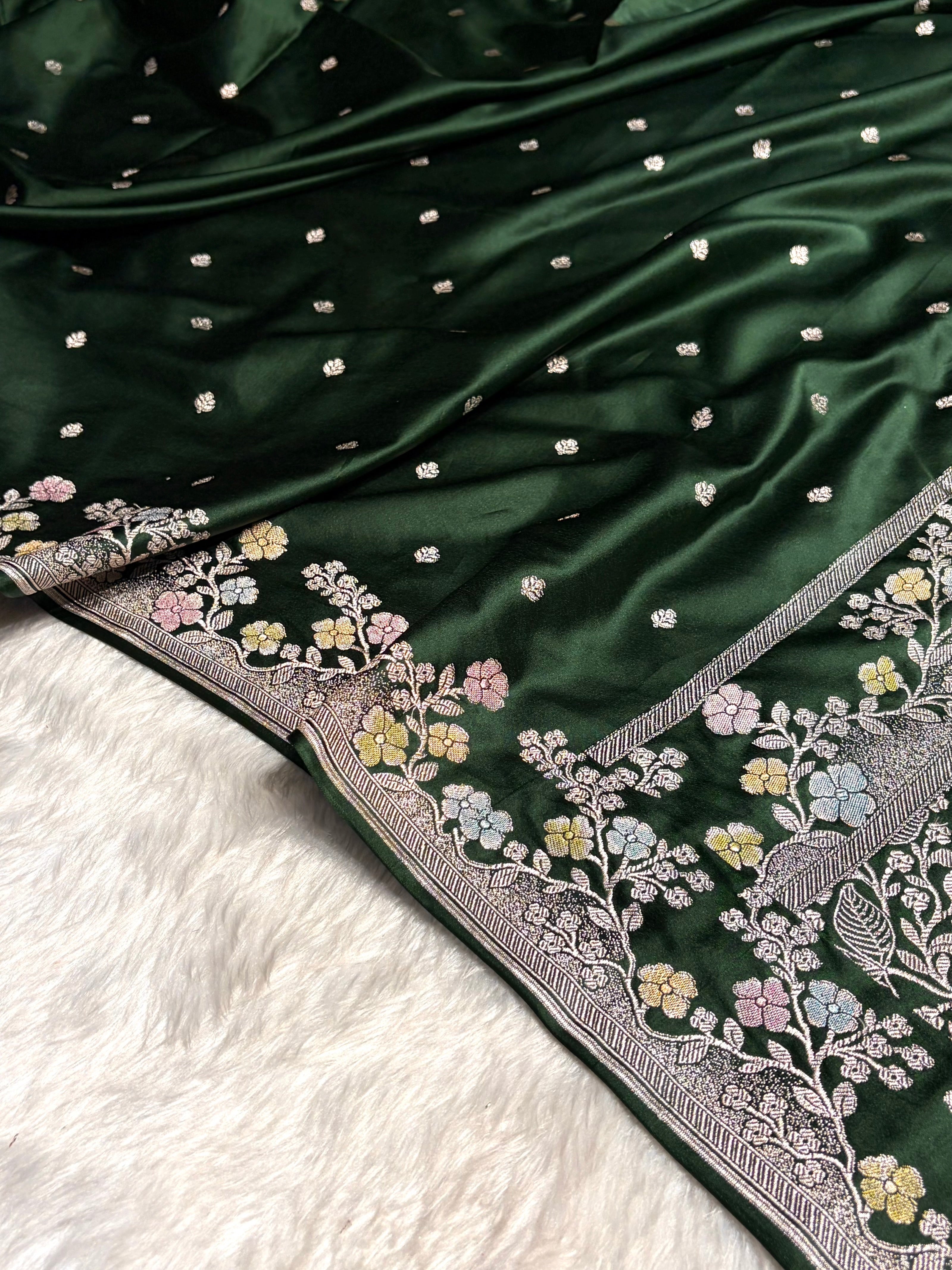 Bottle Green Shades Minakari Floral Border Booti Mashru Silk Saree MS75