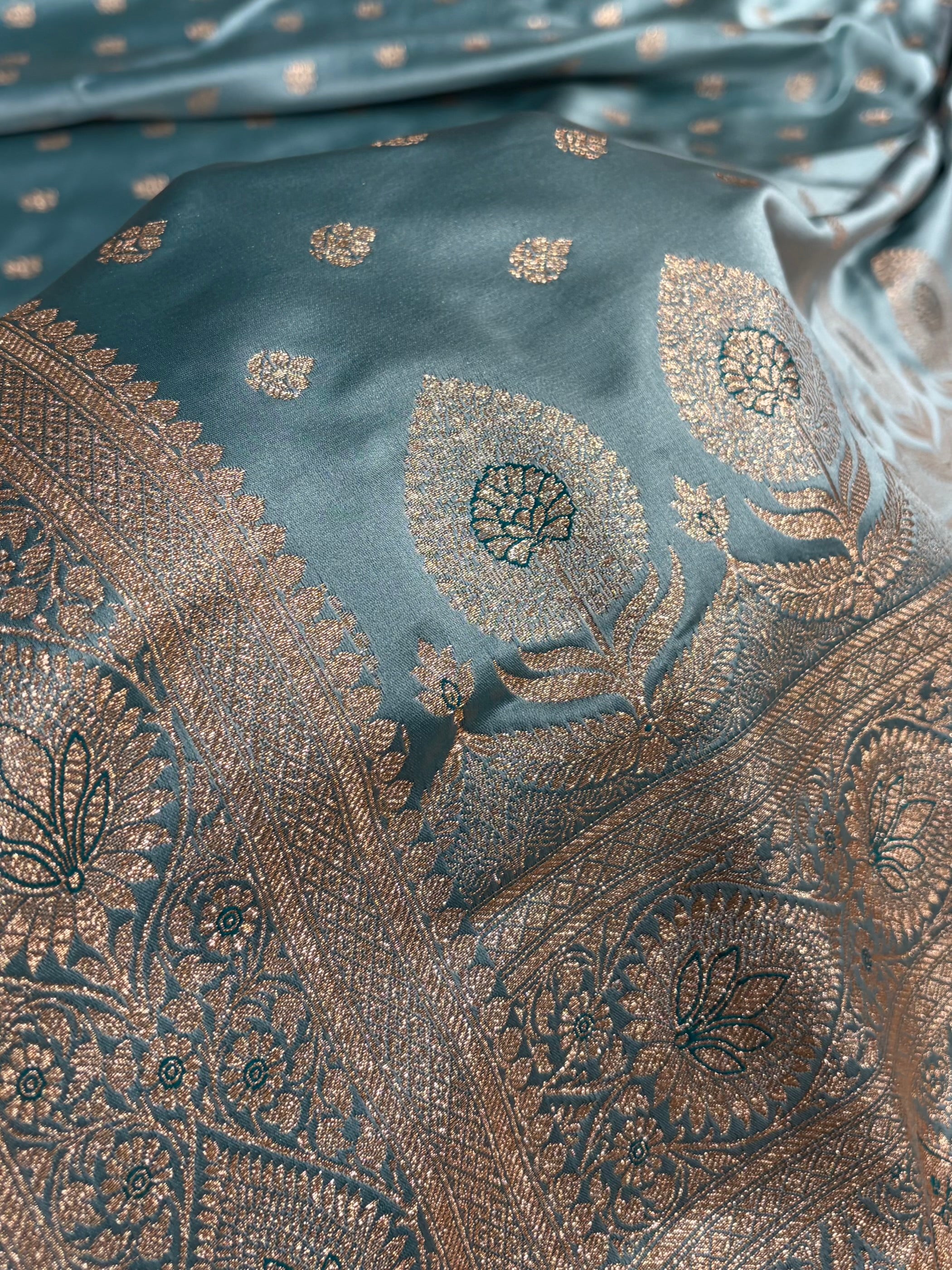 Banarasi Turquoise Shades booti Katan Silk saree SK10