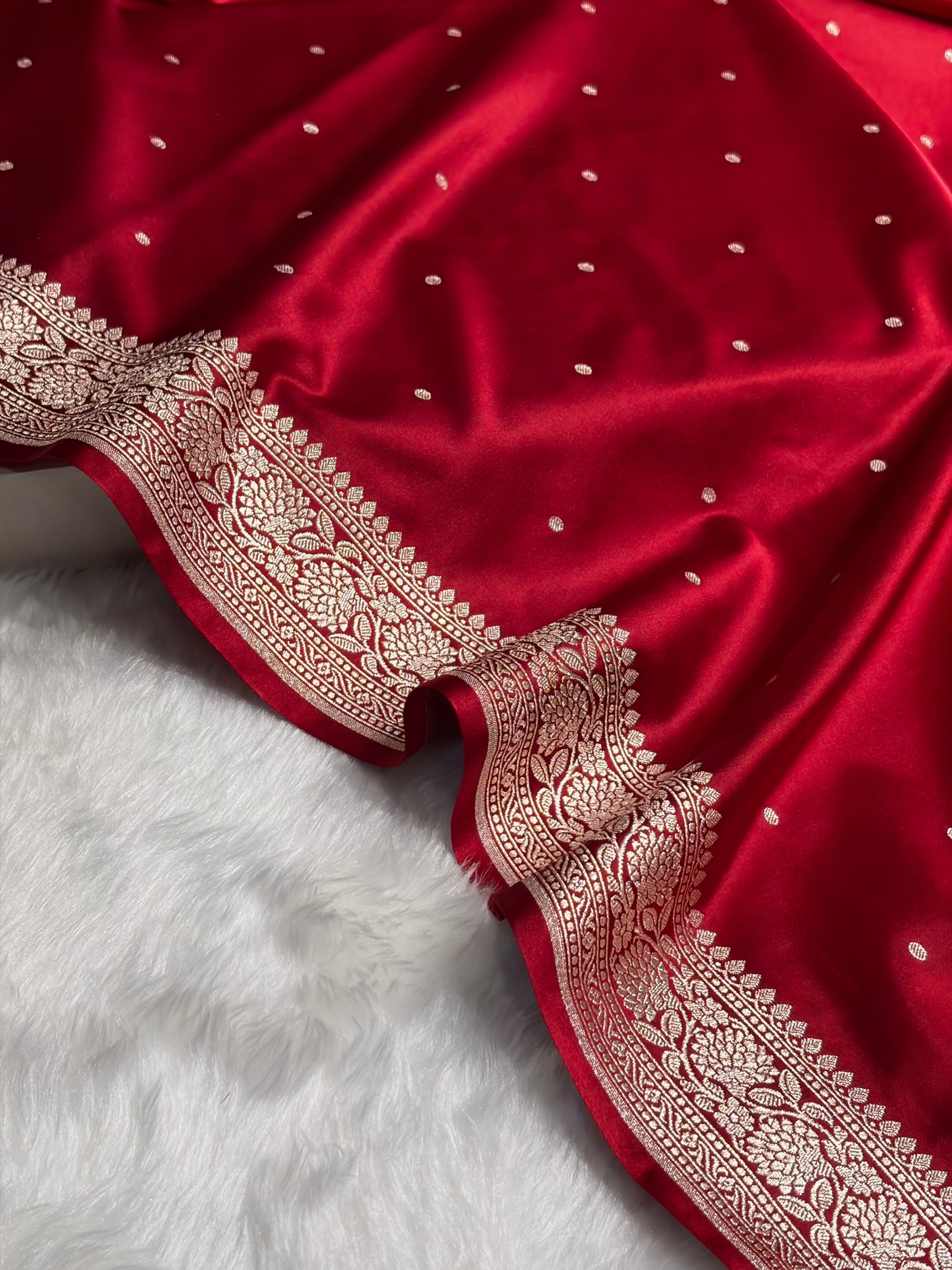 Maroon Shades Banarasi Booti Mashru Silk Saree MS65