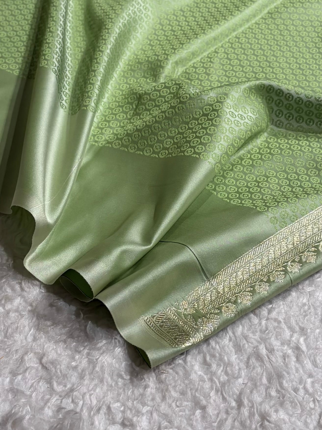 Light Pista Shades Banarasi Boota Pattern Floral Mashru Silk Saree MSM-119