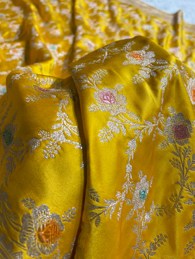 Yellow Shades Banarasi Minakari Floral Jaal Mashru Silk Saree MCS28