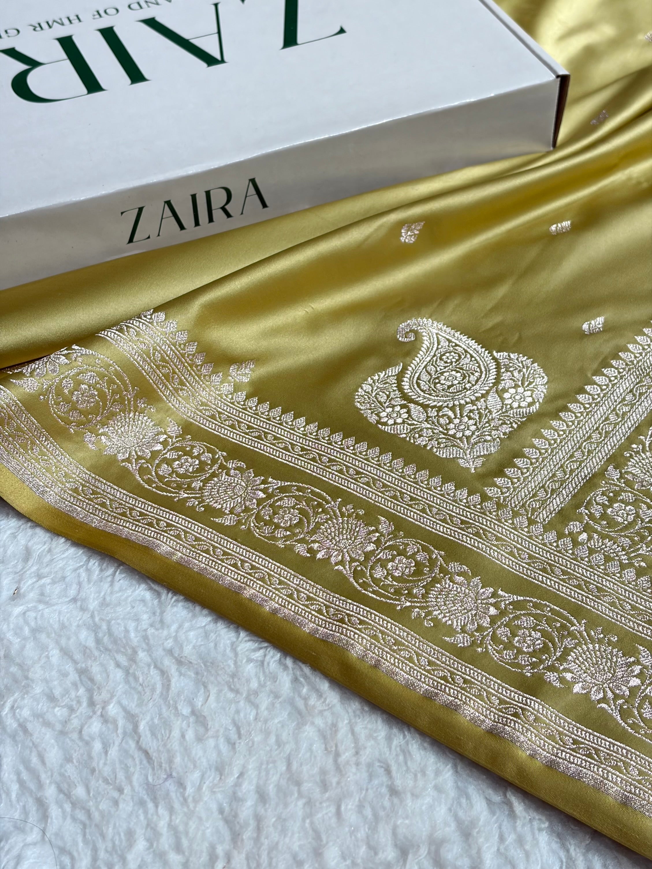 Banarasi Light Pista Boota With Floral Border Mashru Silk Saree