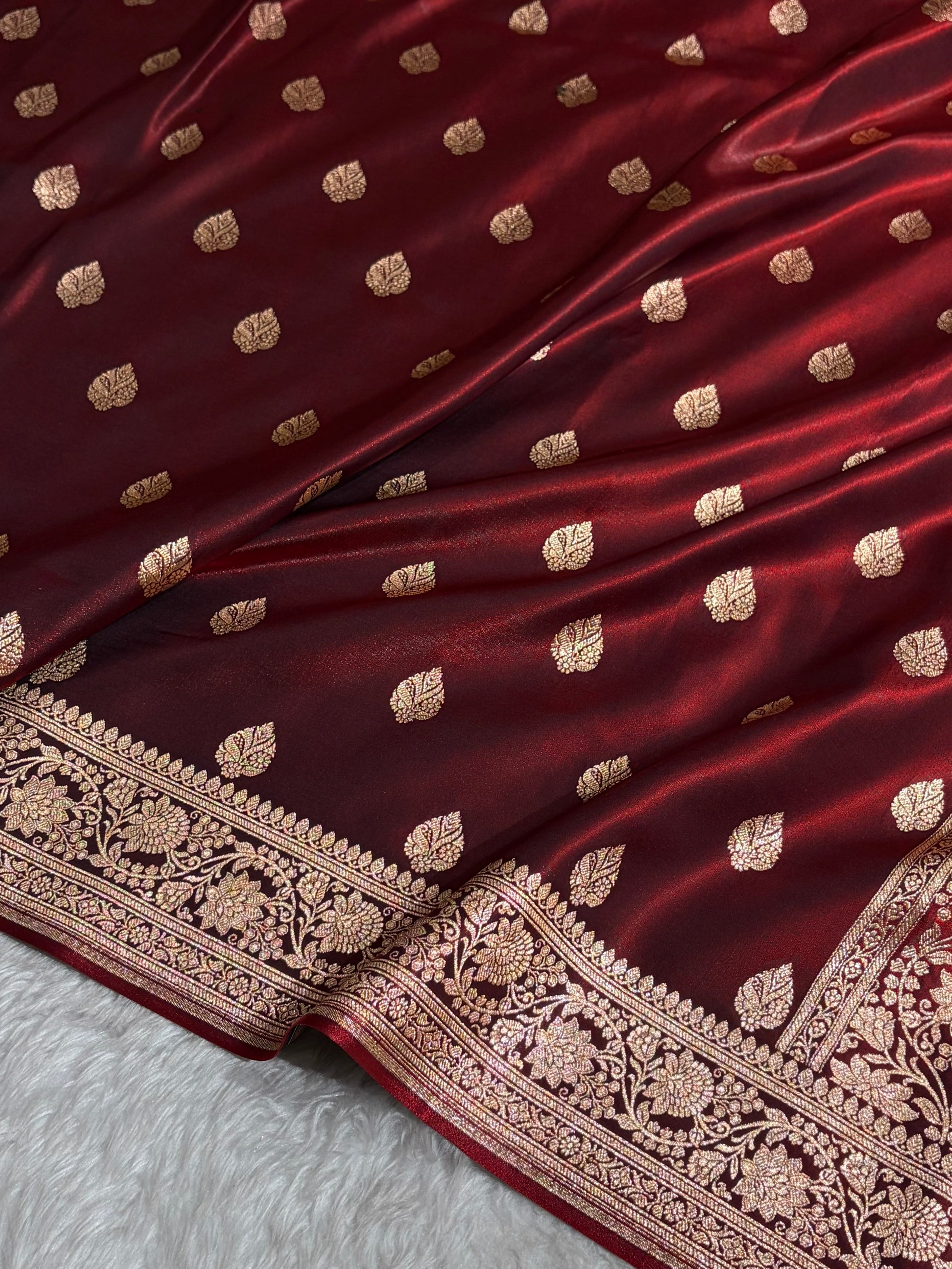 Maroon Shades Booti Pattern Banarasi Satin Silk Saree SS58