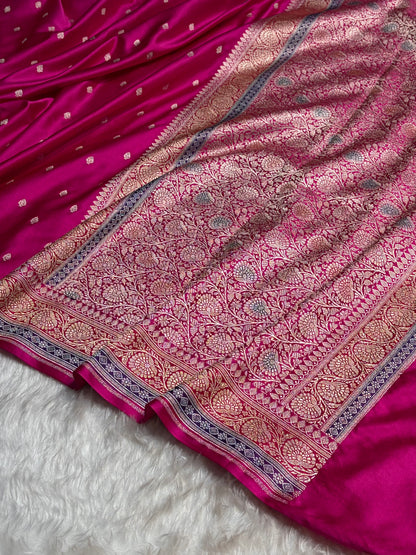 Rani Shades With Contrast Border Booti Mashru Silk Saree MS79