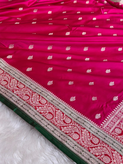 Banarasi Cross Rani With Contrast Red Floral Border Mashru Silk Saree MSM-101