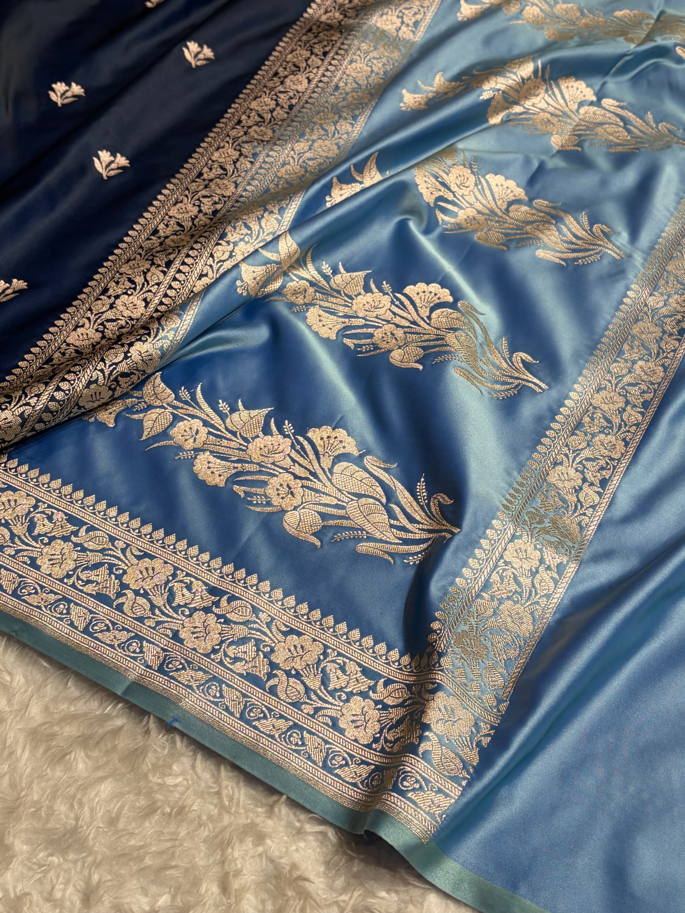 Contrast Peacock / Sky Blue  Shades Banarasi Booti Pattern Mashru Silk Saree MSM-138