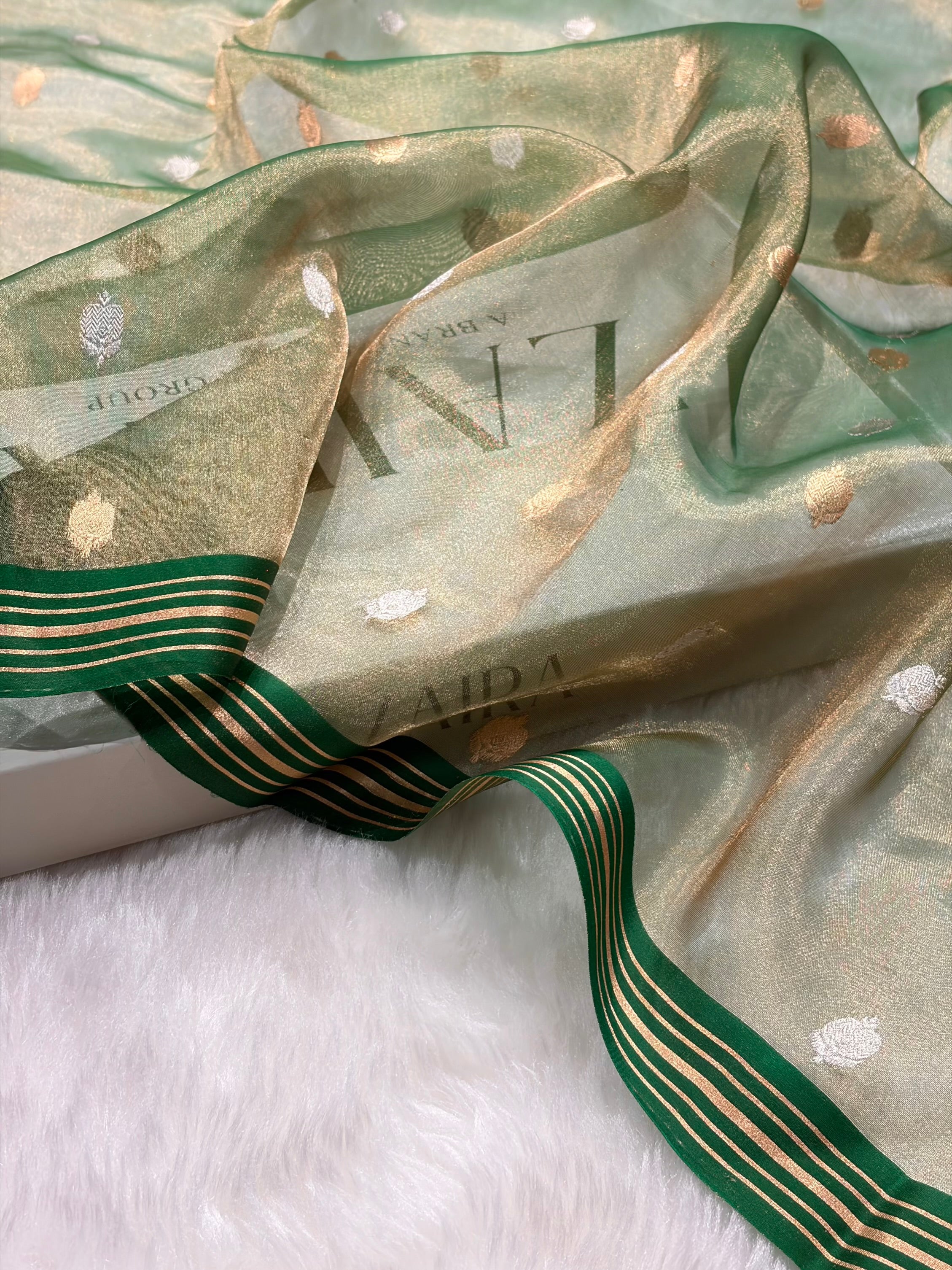 Cross Dark Green Bananasi Floral Shades Pure Tissue Silk Saree PT-35