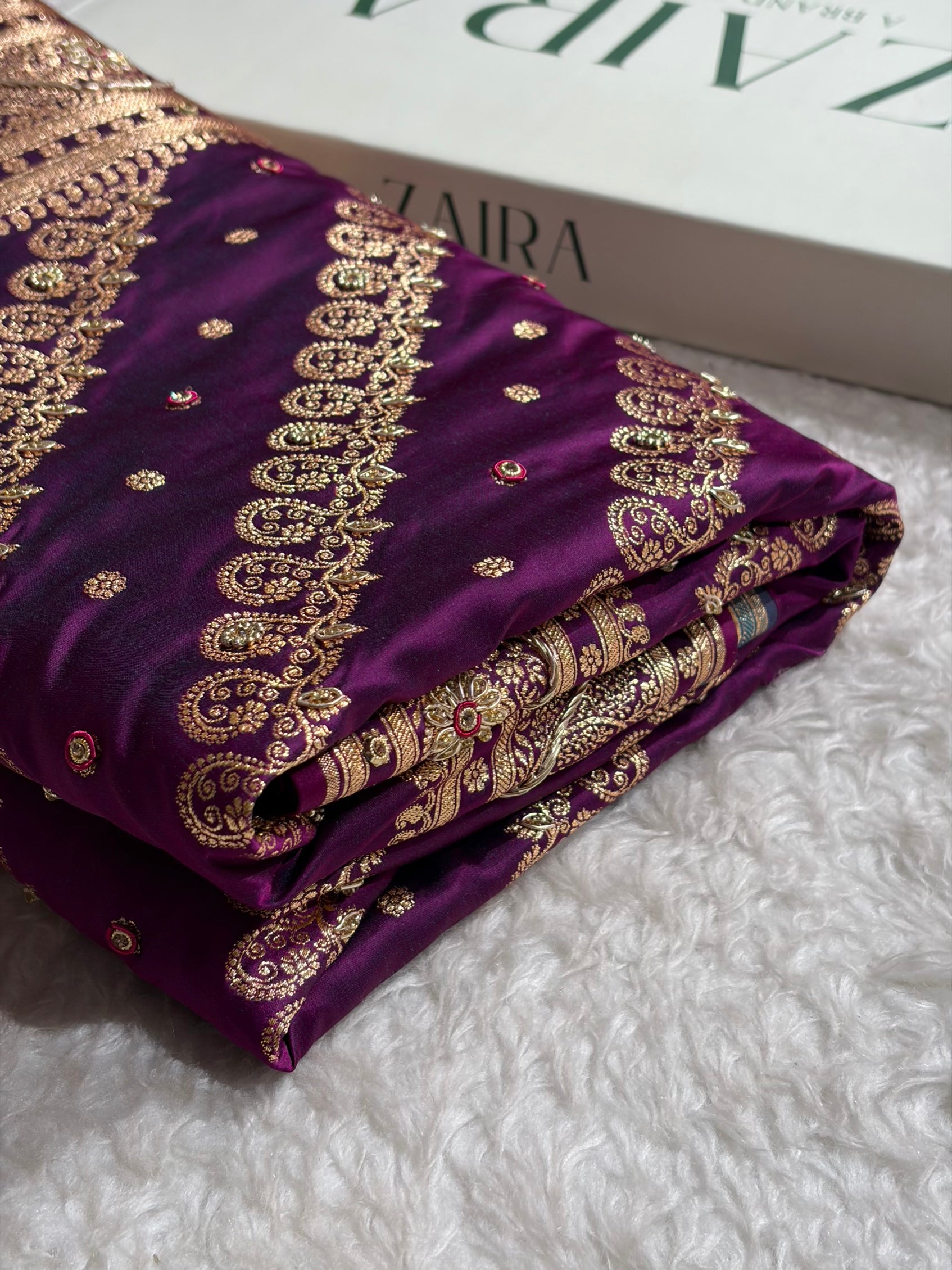 Banarasi Wine Shades Cross Floral Pattern With Zardozi Work Satin Katan Silk Saree BSK79