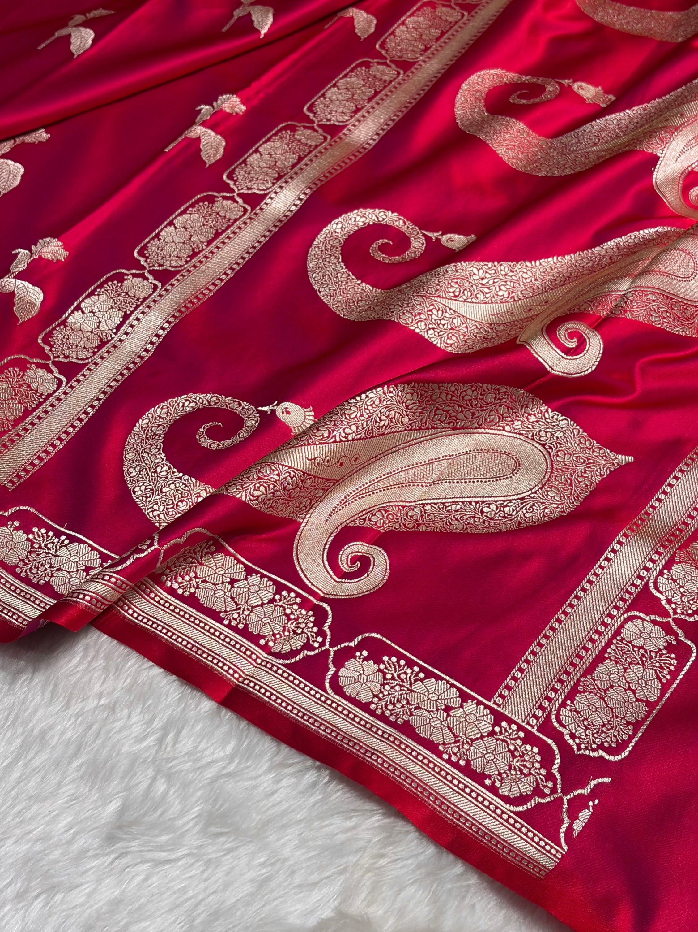 Magentic Red  Boota With Floral Border Mashru Silk Saree MSM-93