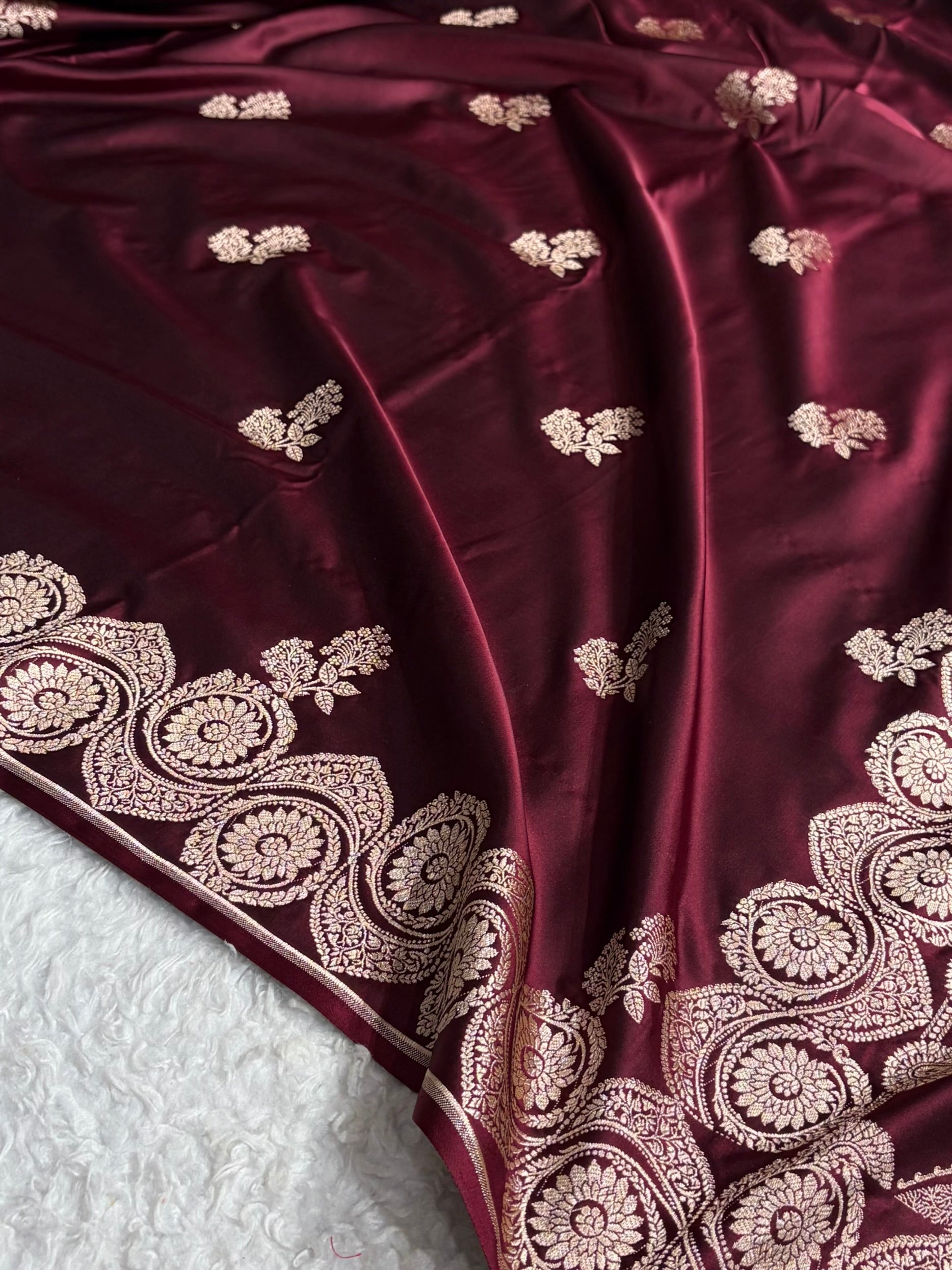 Garnet Shades Banarasi Boota Pattern Floral Mashru Silk Saree MSM-110