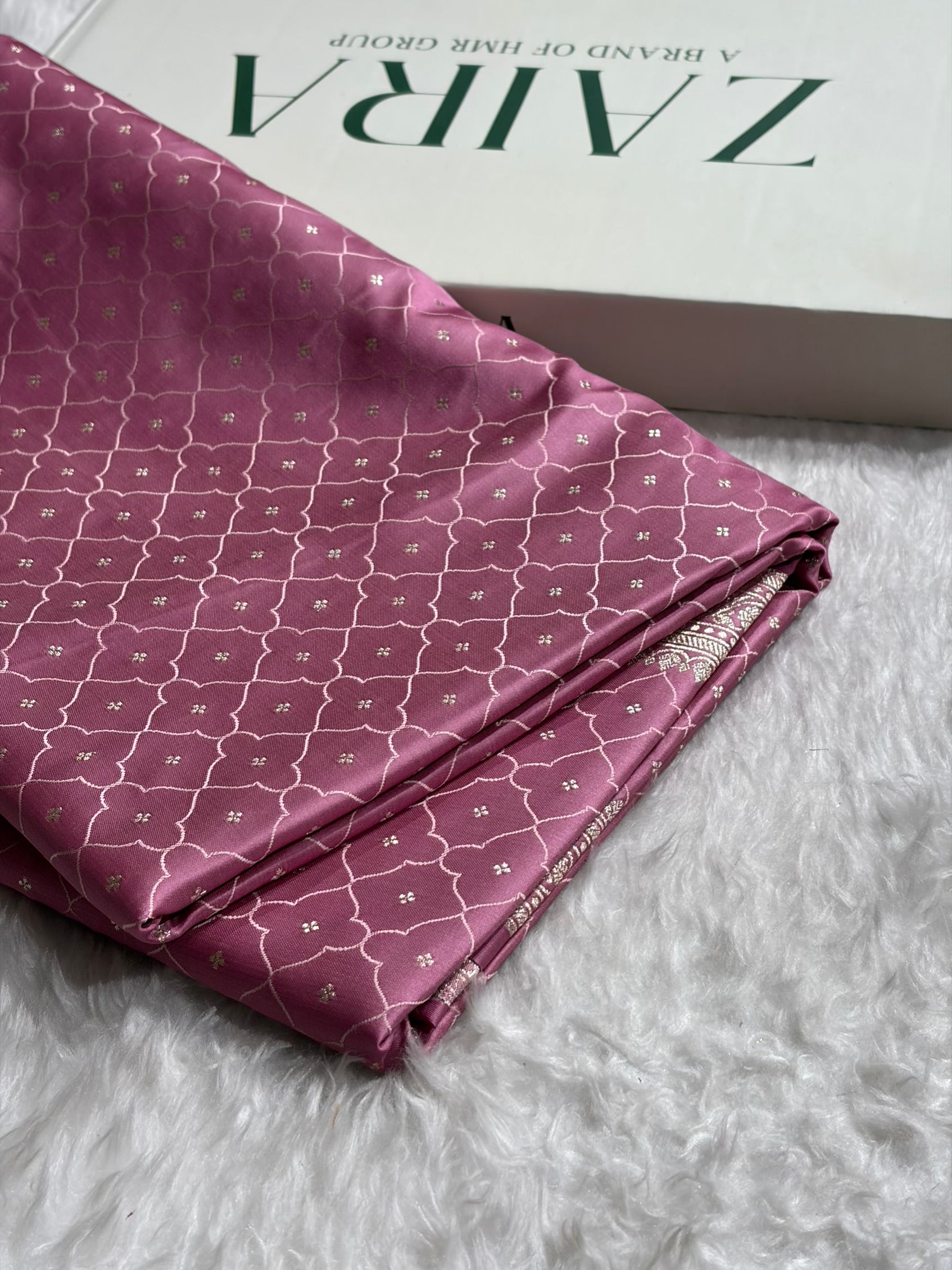 Deep Blush Pink Shades Tanchoi Motif Mashru Silk Saree MST-13