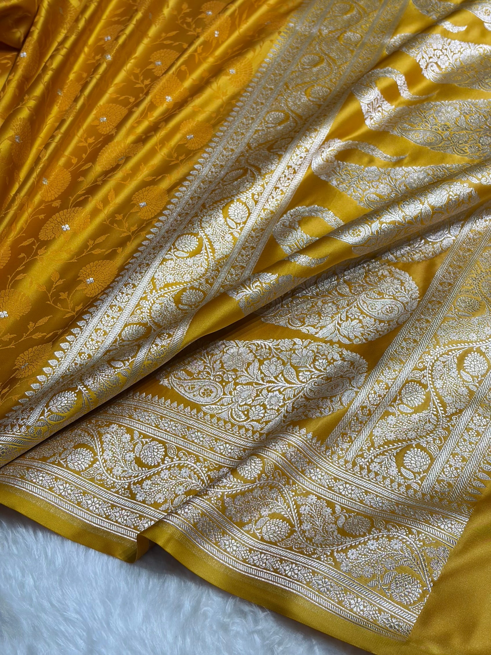 Mustard Shades Tanchoi Motif Mashru Silk Saree MST-11