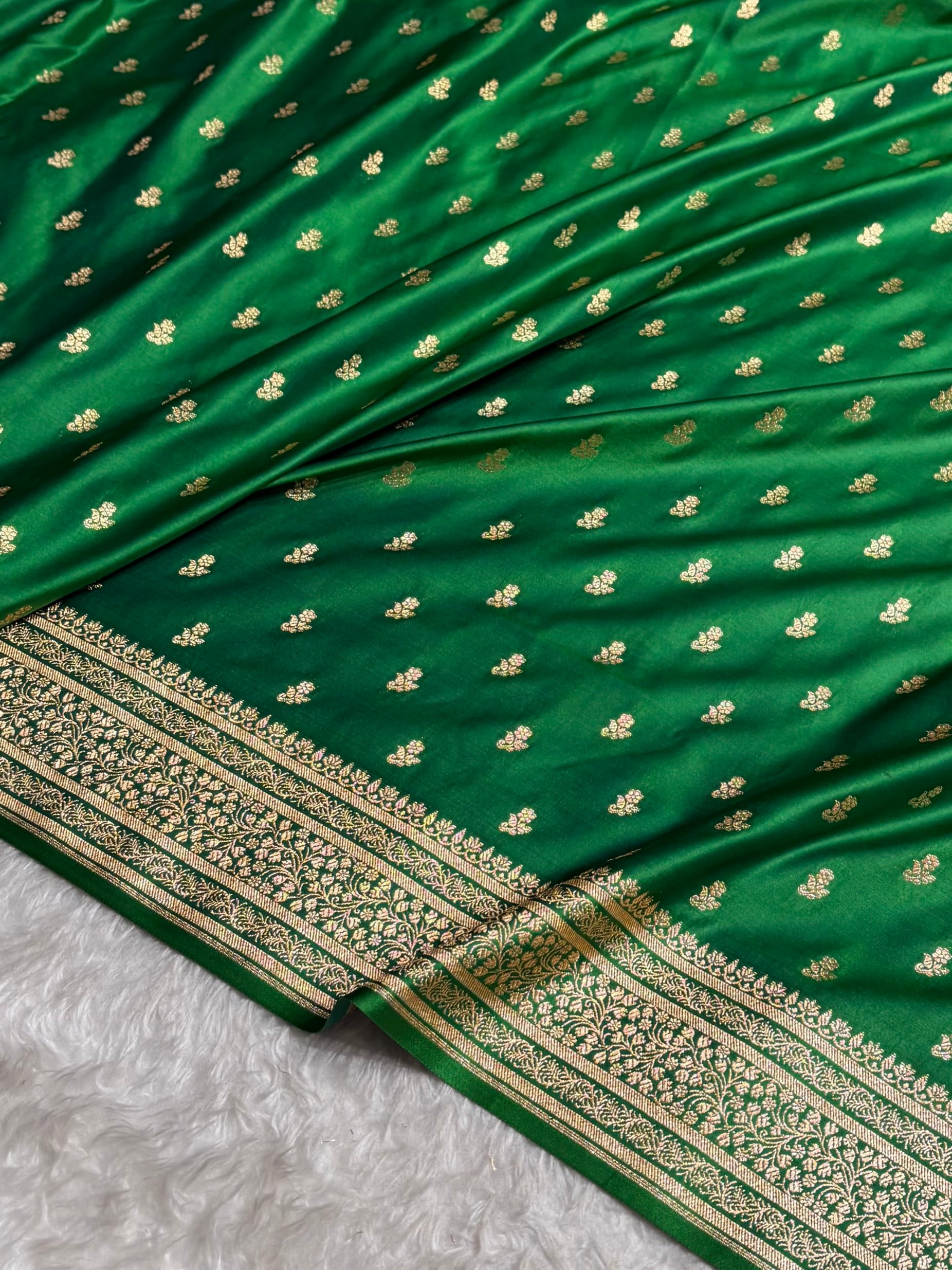 Banarasi Satin Katan Saree in Bottle Green Shades SK89
