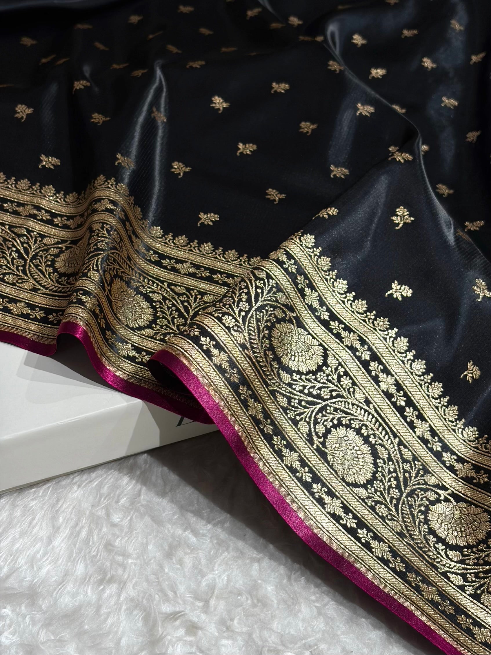 Banarasi Black Shades Cross Pattern Banarasi Satin Silk Saree SS52