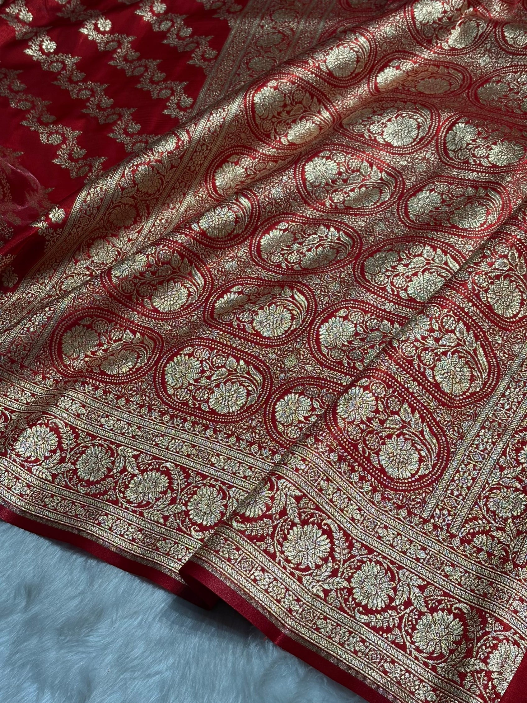 Red Shades Banarasi Satin Silk Saree SS32