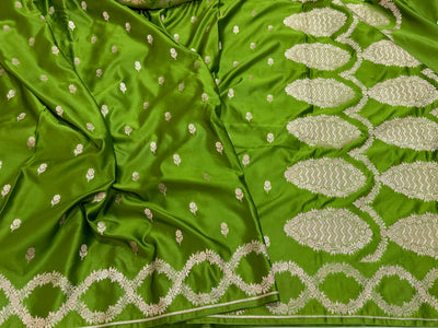 Mehandi Scallop Mashru Silk Saree