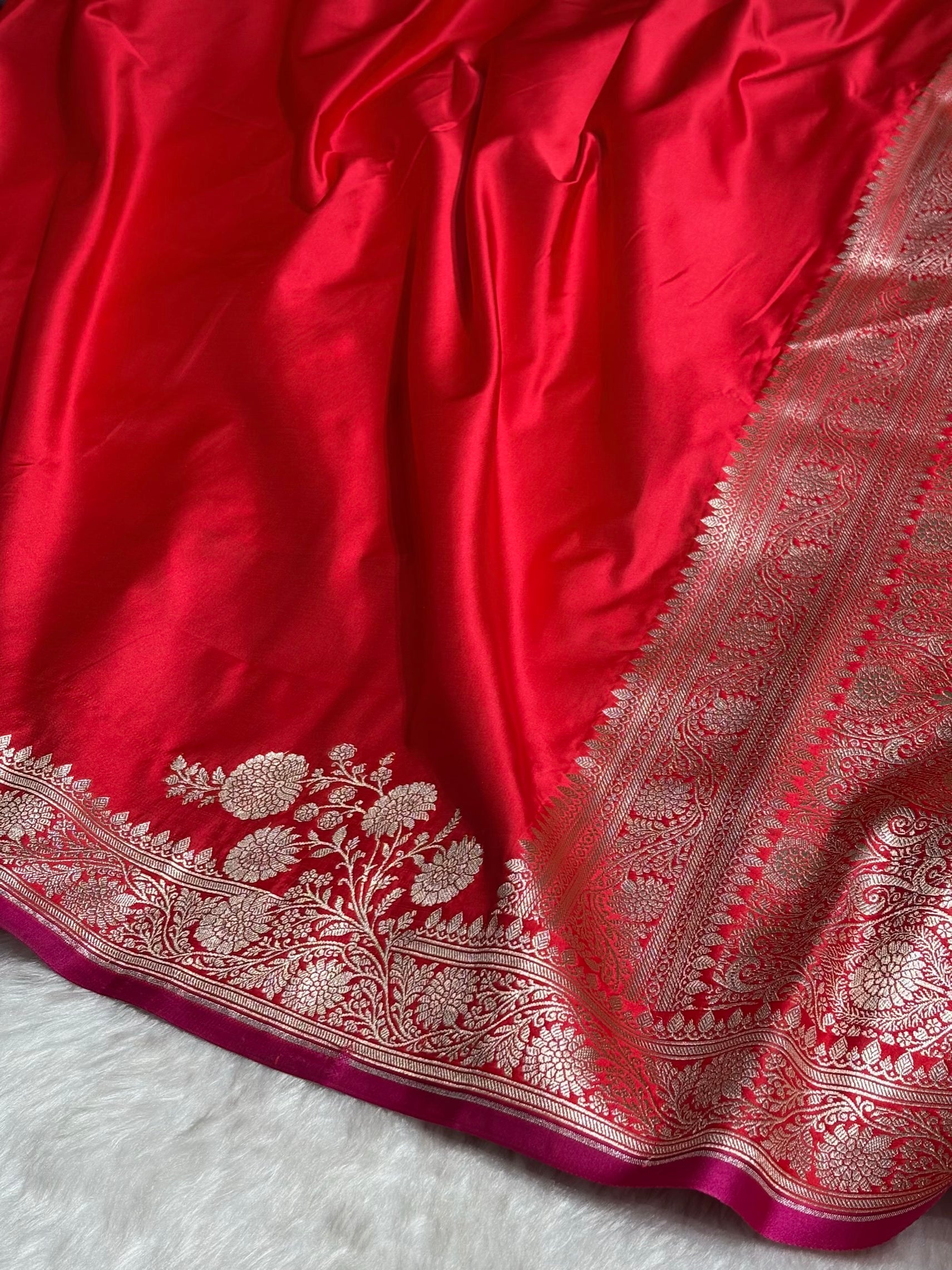 Red Shades Floral Border Mashru Silk Saree MSM-62