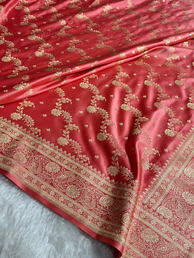 Banarasi Satin Katan Saree With Jaal Pattern in Gajiri Shades SK121