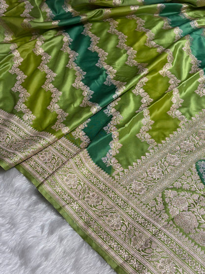 Light Green Rangkat Mashru Silk Saree With Cross Pattern MS02
