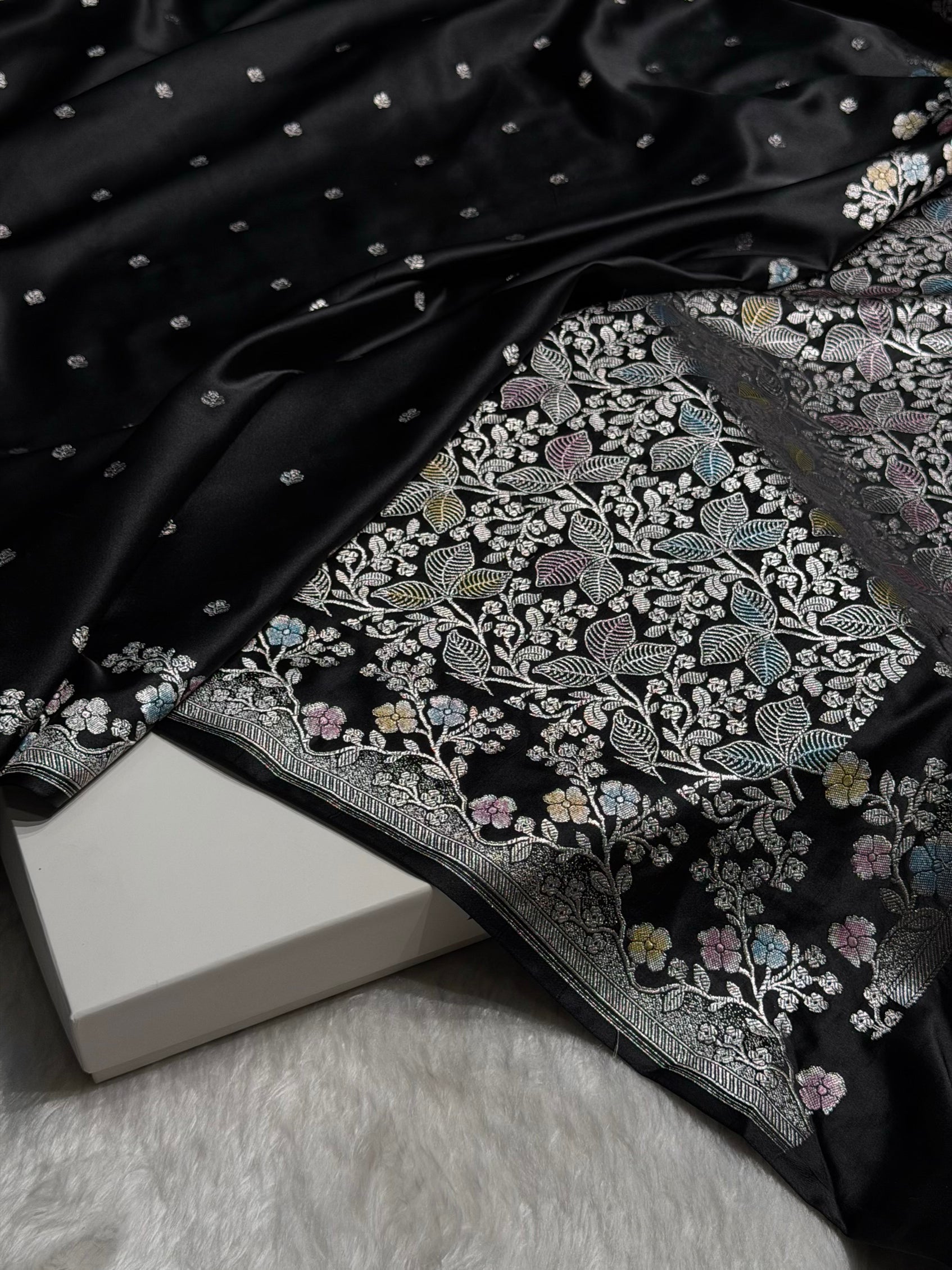 Black Shades Minakari Floral Border Booti Mashru Silk Saree MS75