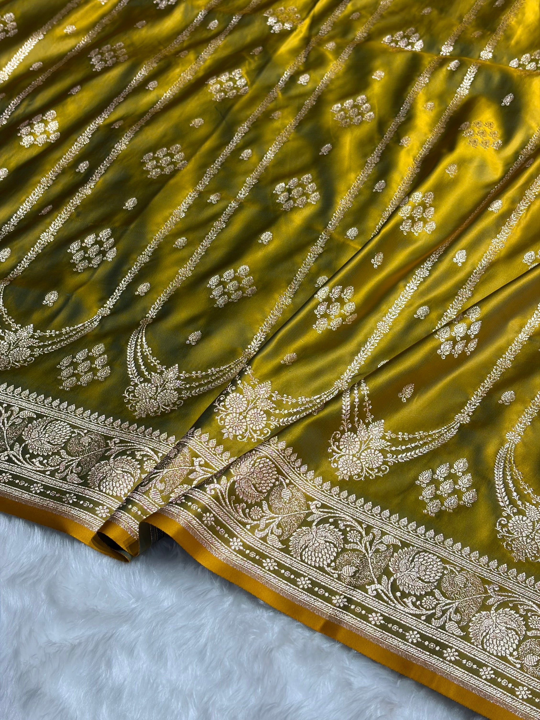 Liril Mehendi Floral Boota Pattern Satin Katan Silk saree SK39