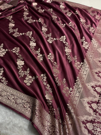 Traditional Banarasi Floral Cross Pattern in Burgundy Shades Floral Mashru Silk Saree MCS110