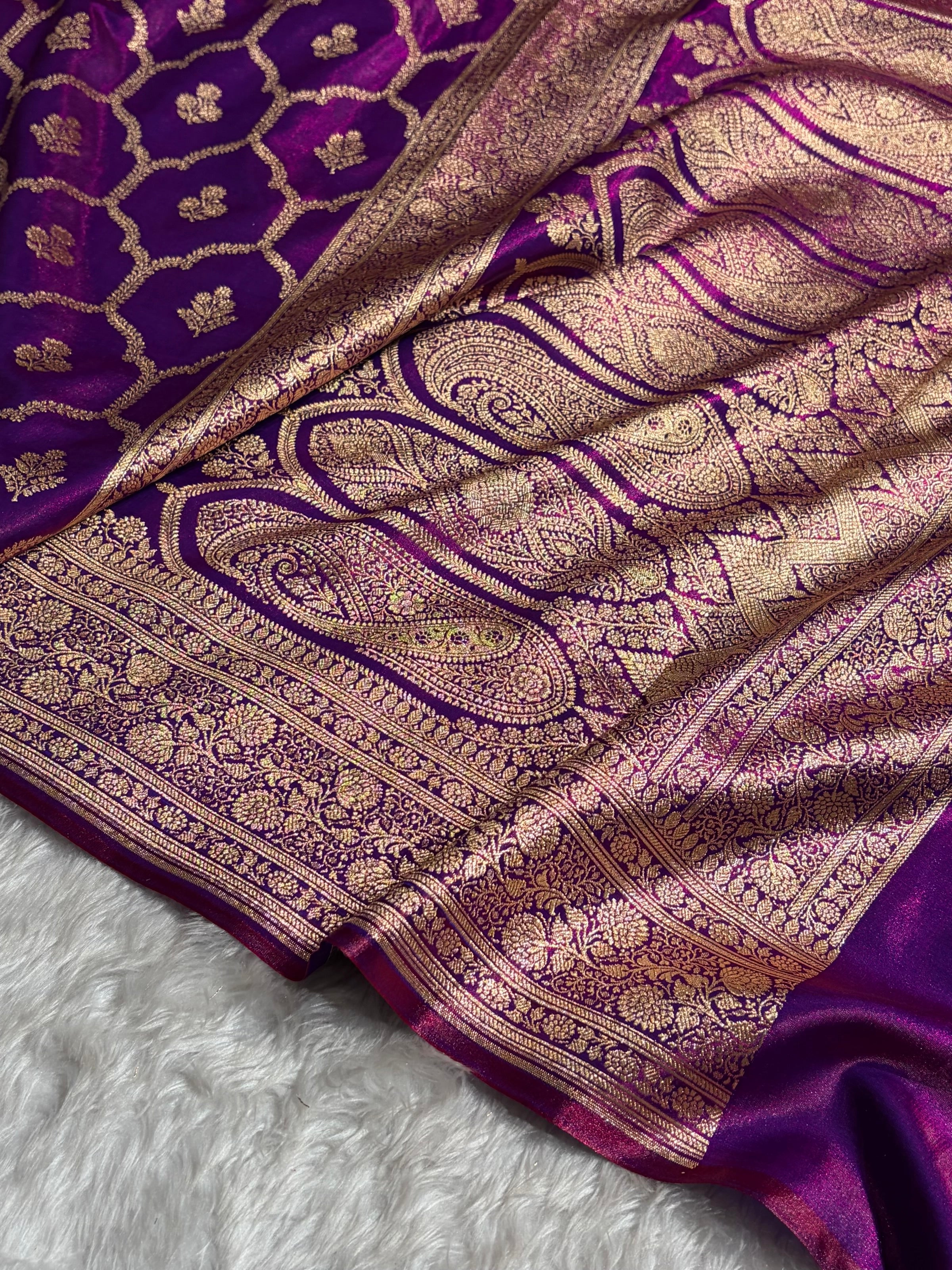 Cross Purple Shades Jaal Pattern Banarasi Satin Silk Saree SS57