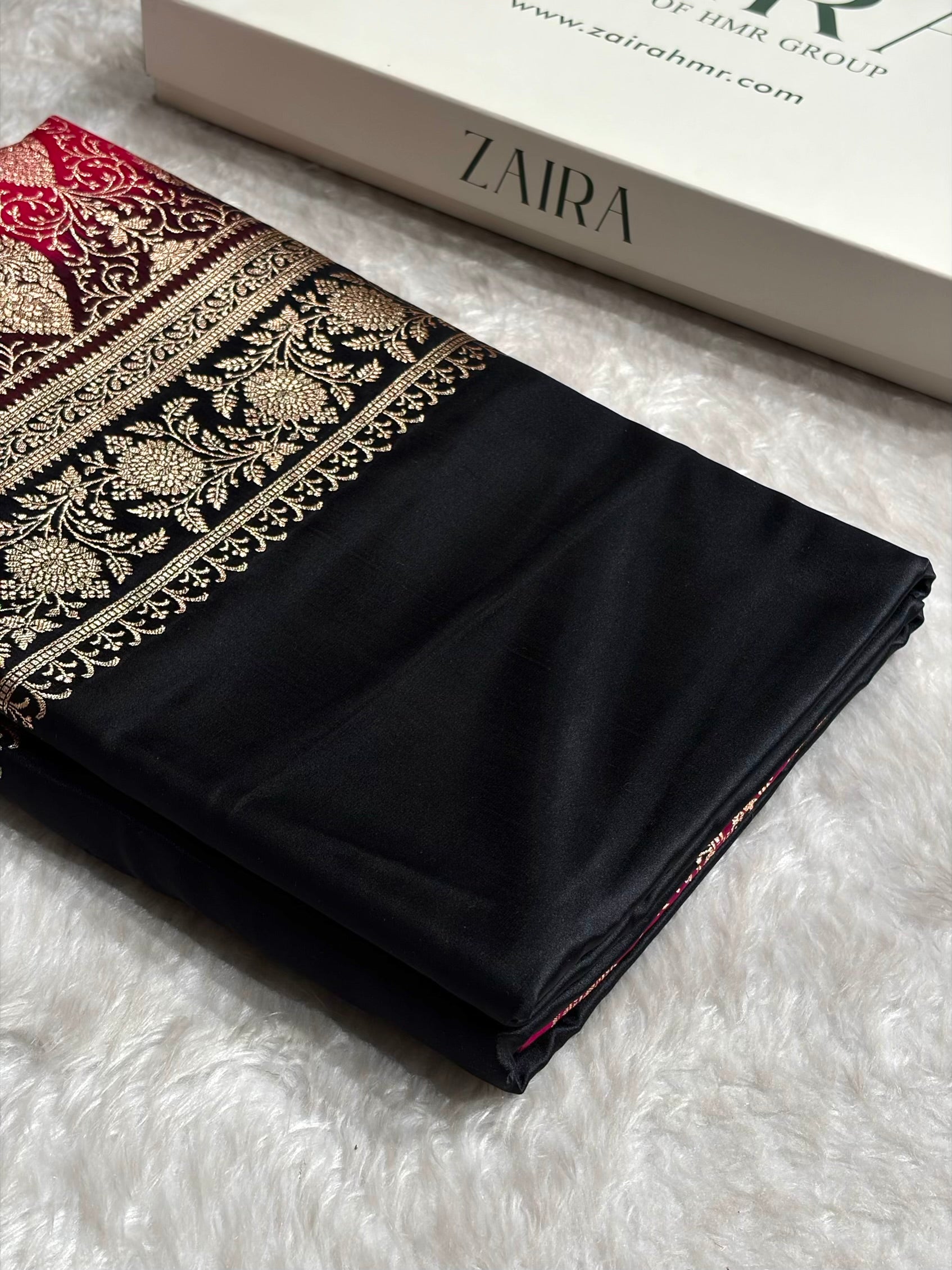 Banarasi Satin Katan Saree Floral Booti Pattern in Contrast Black / Rani Shades SK149