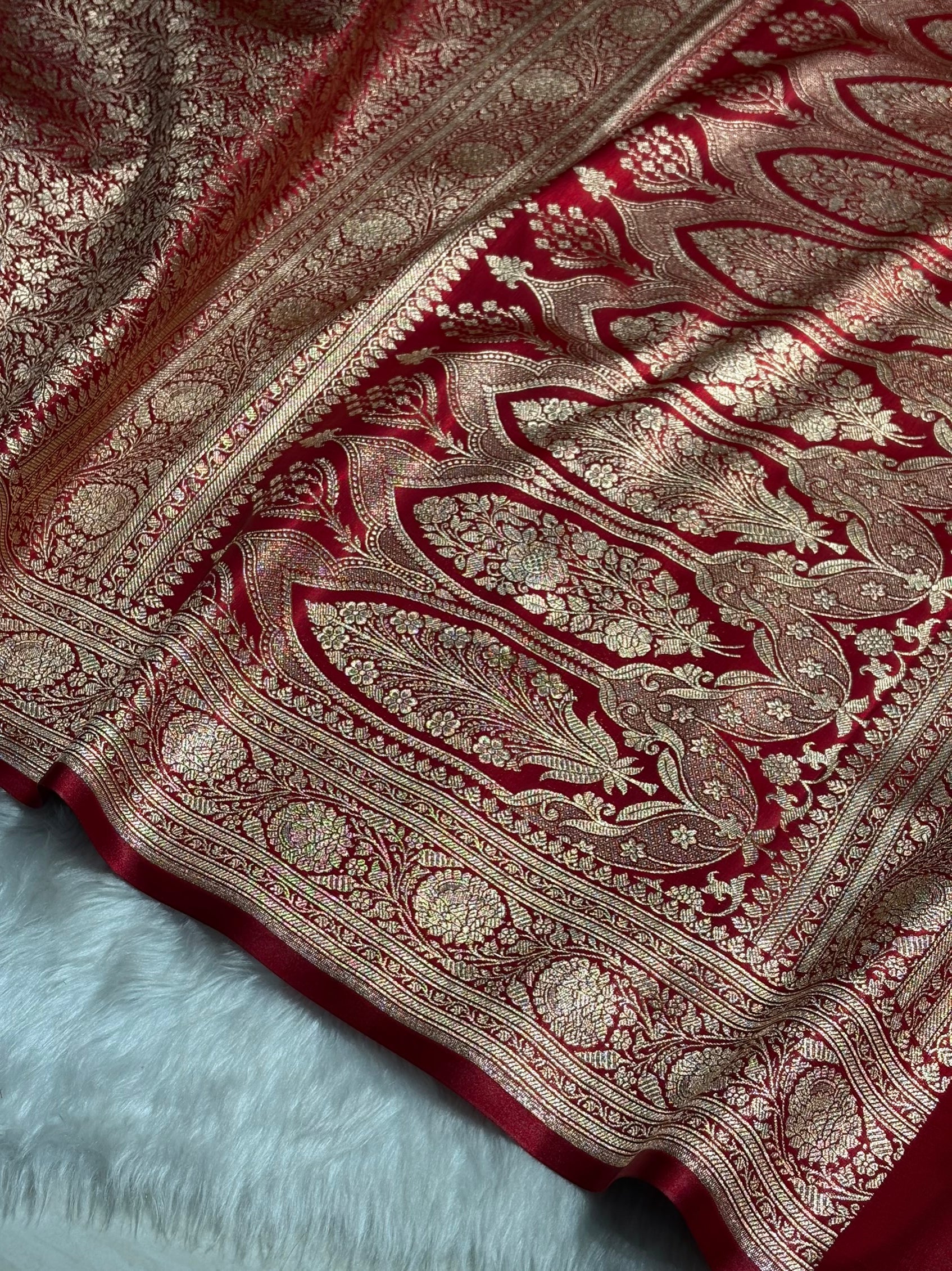 Red Shades Brocket Satin Silk Saree Banarasi Saree Shades SS30