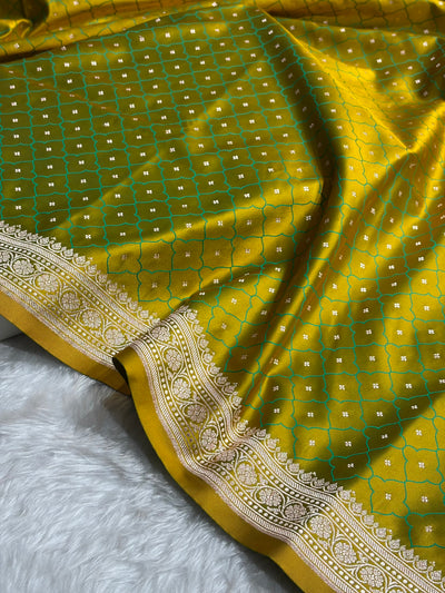 Mehendi Cross Shades Tanchoi Motif Mashru Silk Saree MST-13
