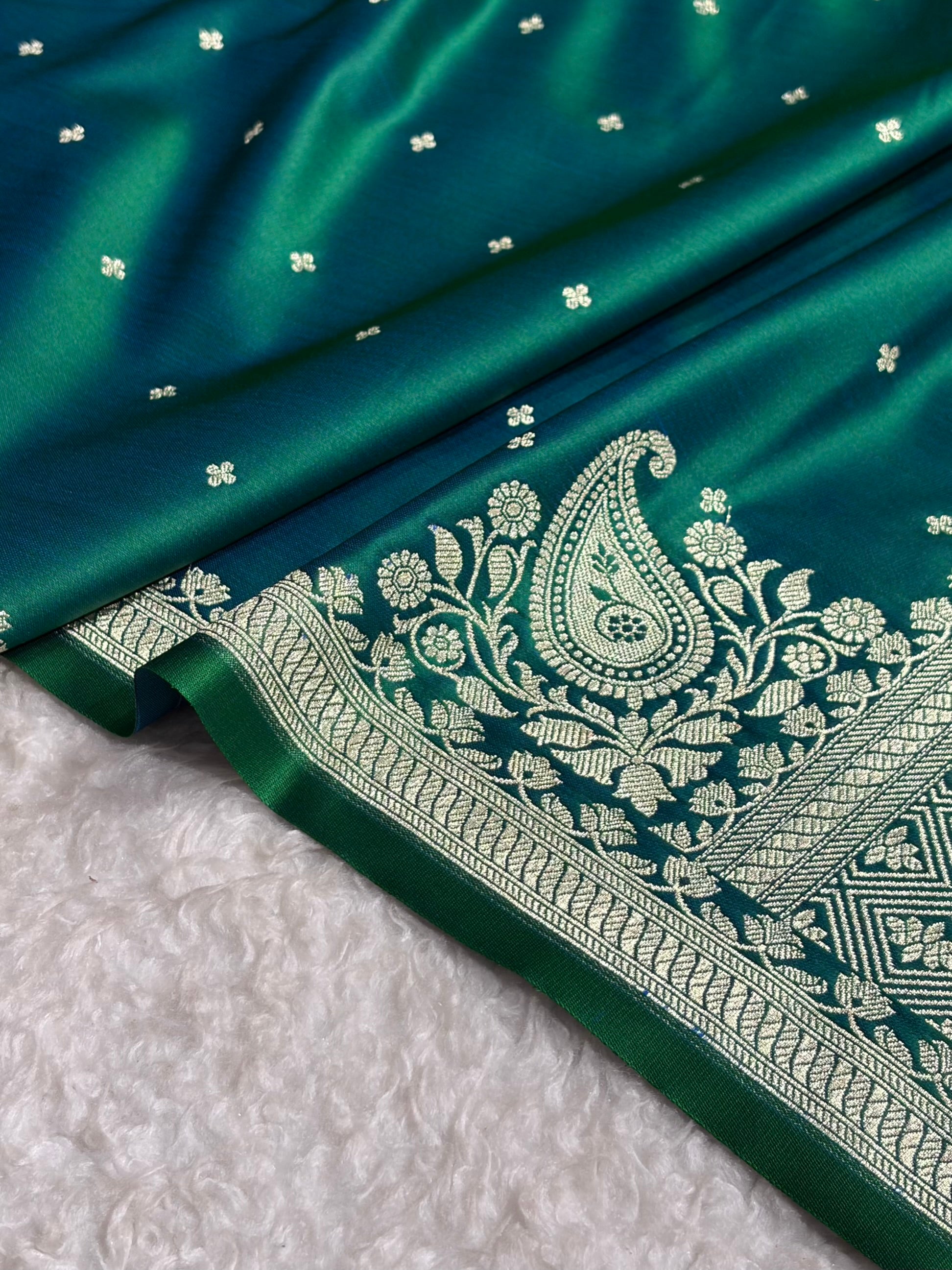Cross Green Shades Banarasi Boota Pattern Floral Mashru Silk Saree MSM-119
