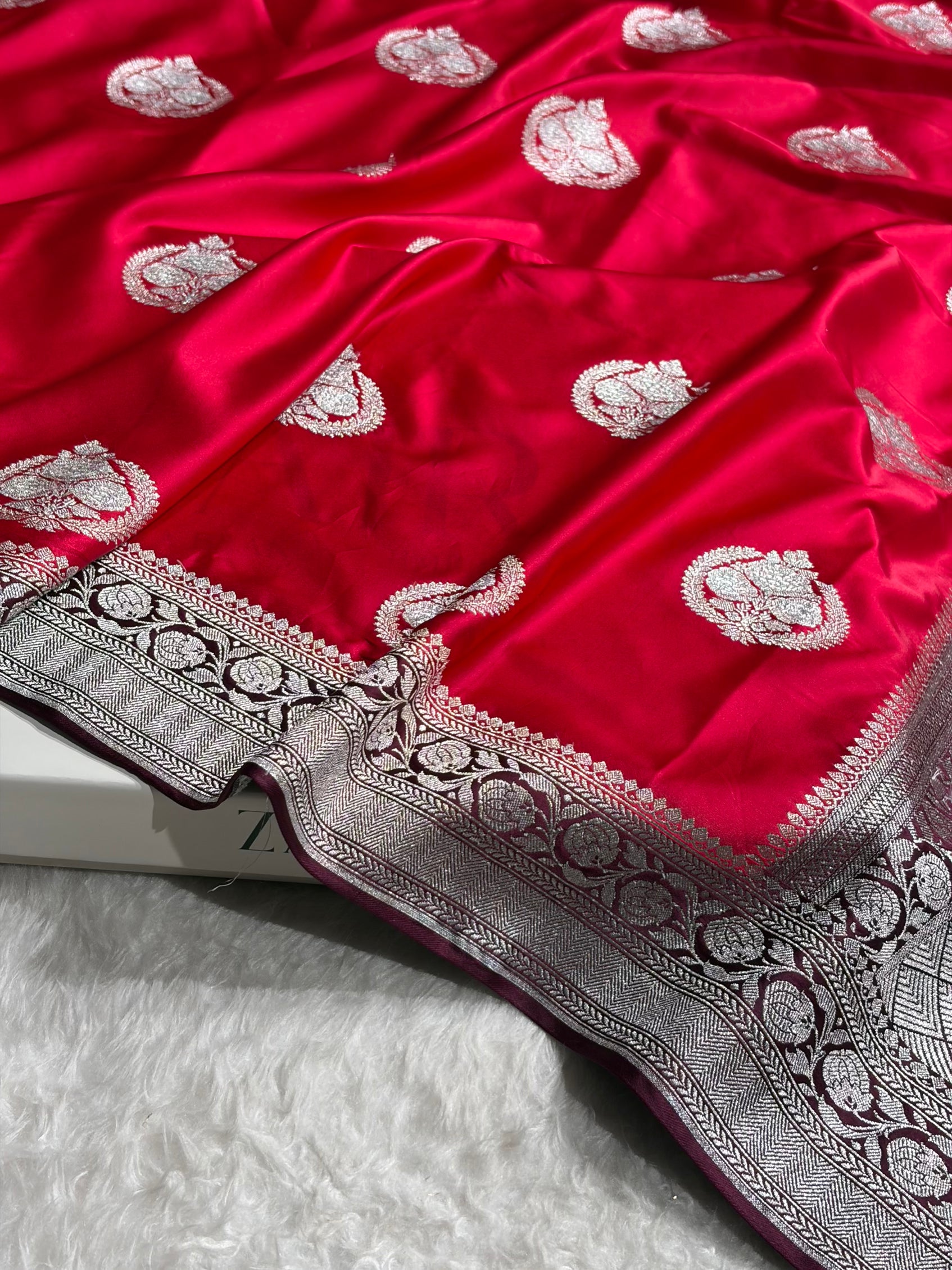 Contrast Red With Wine Minakari Boota Mashru Silk Saree MS35