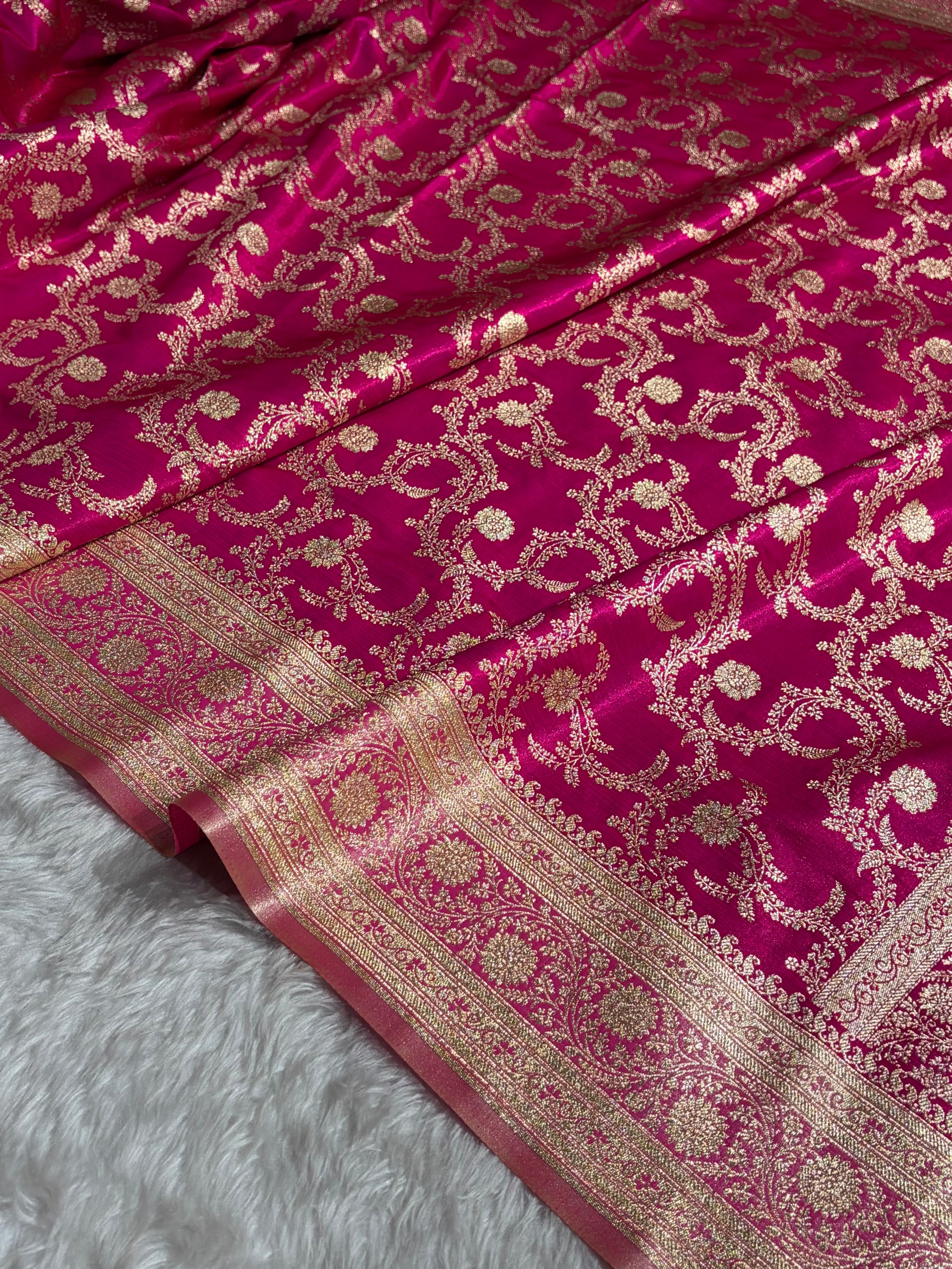 Pink Contrast Shades Jaal Pattern Banarasi Satin Silk Saree SS47