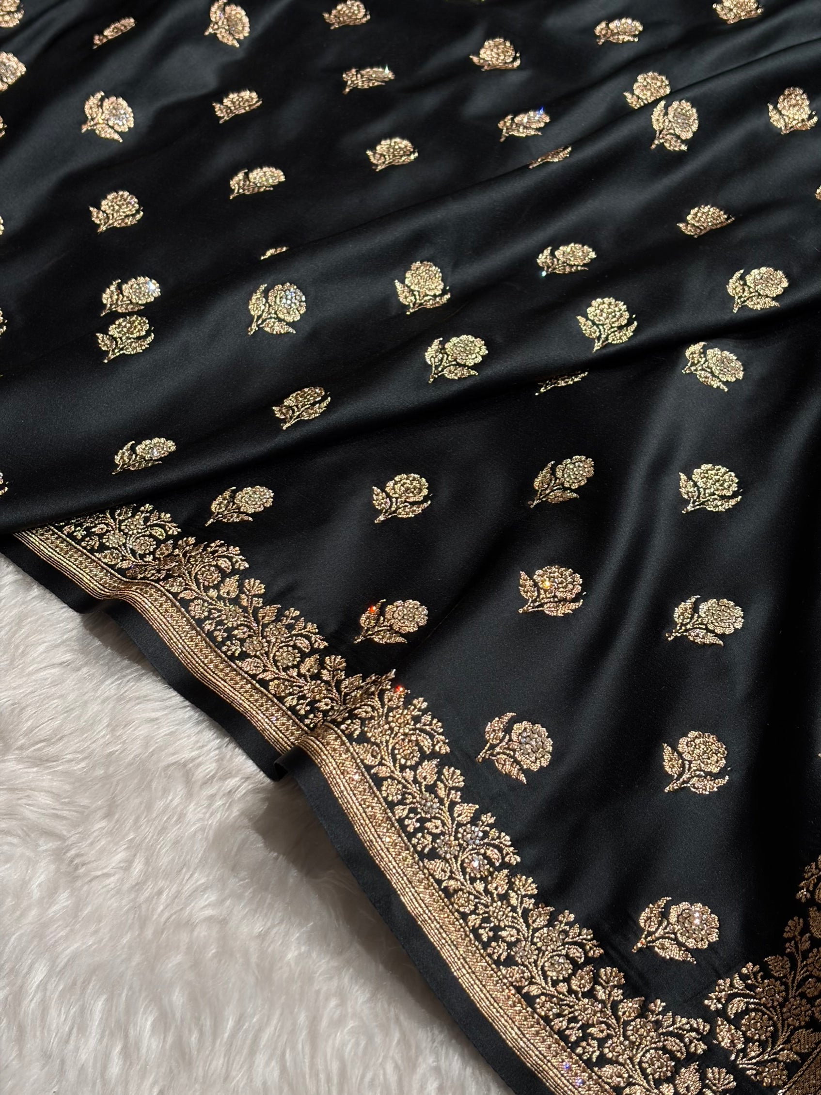 Banarasi Black Floral Booti With Swarovski Work Katan Silk Saree BSK23