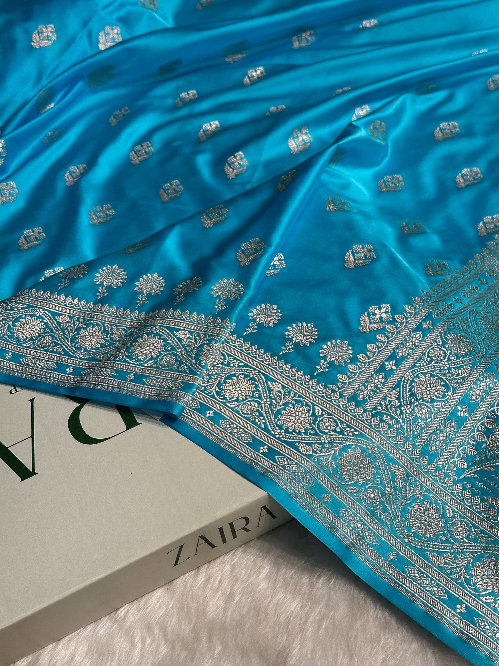 Firozi Shades Floral Border Boota Mashru Silk Saree MS66