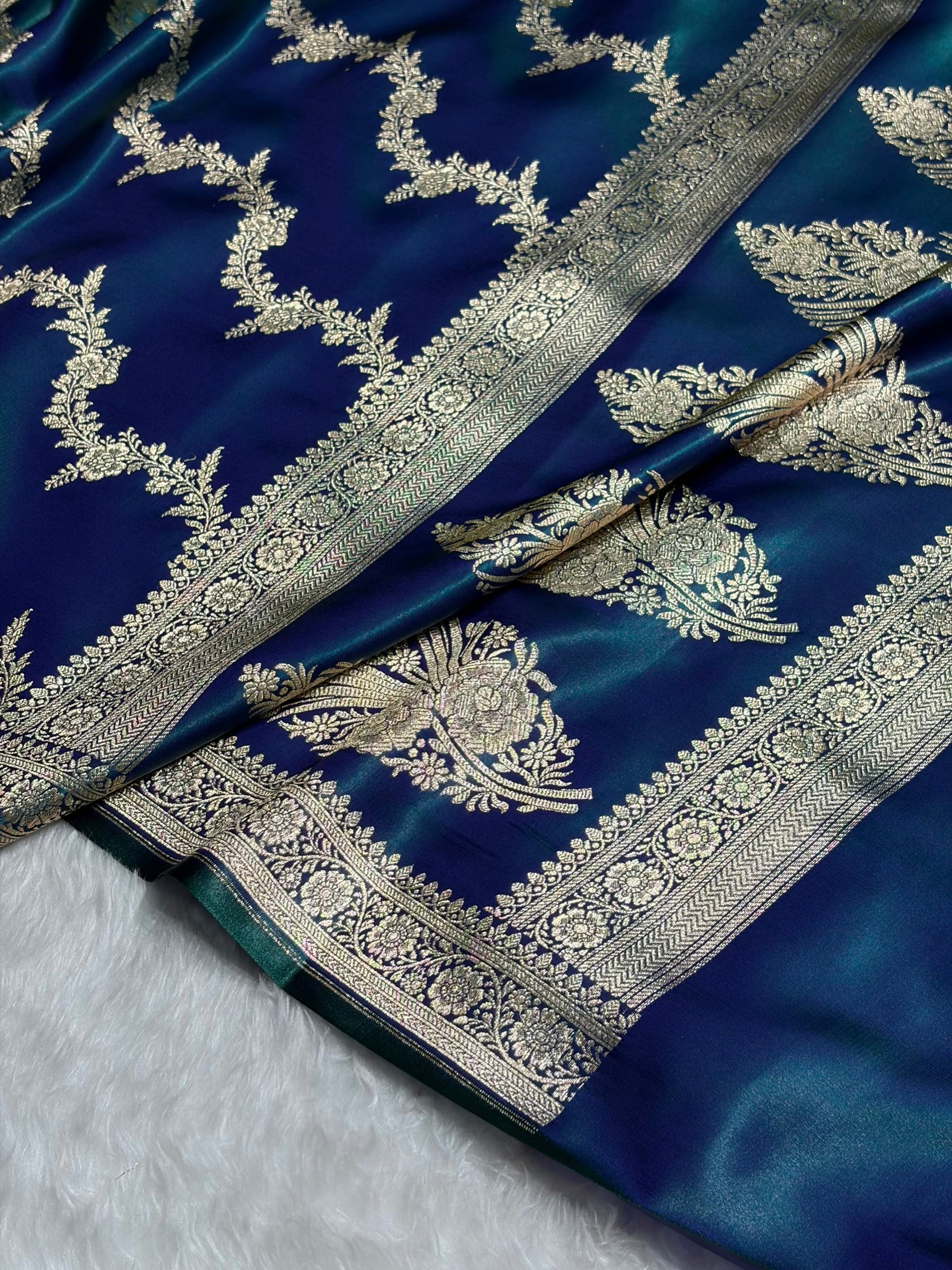 Peacock Shades Banarasi Satin Silk Saree SS35