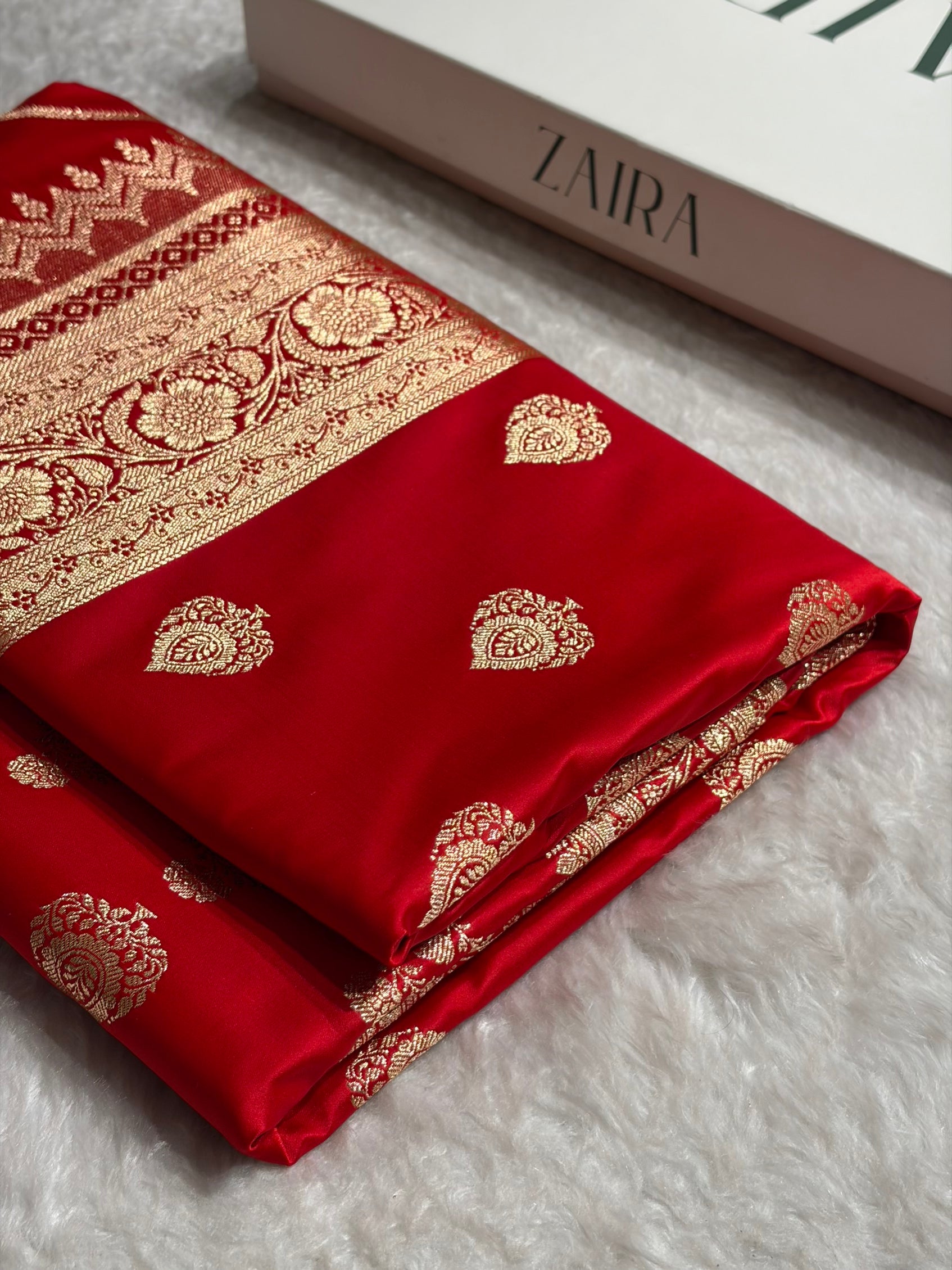 Banarasi Satin Katan Saree Floral Boota Pattern in Red Shades SK145