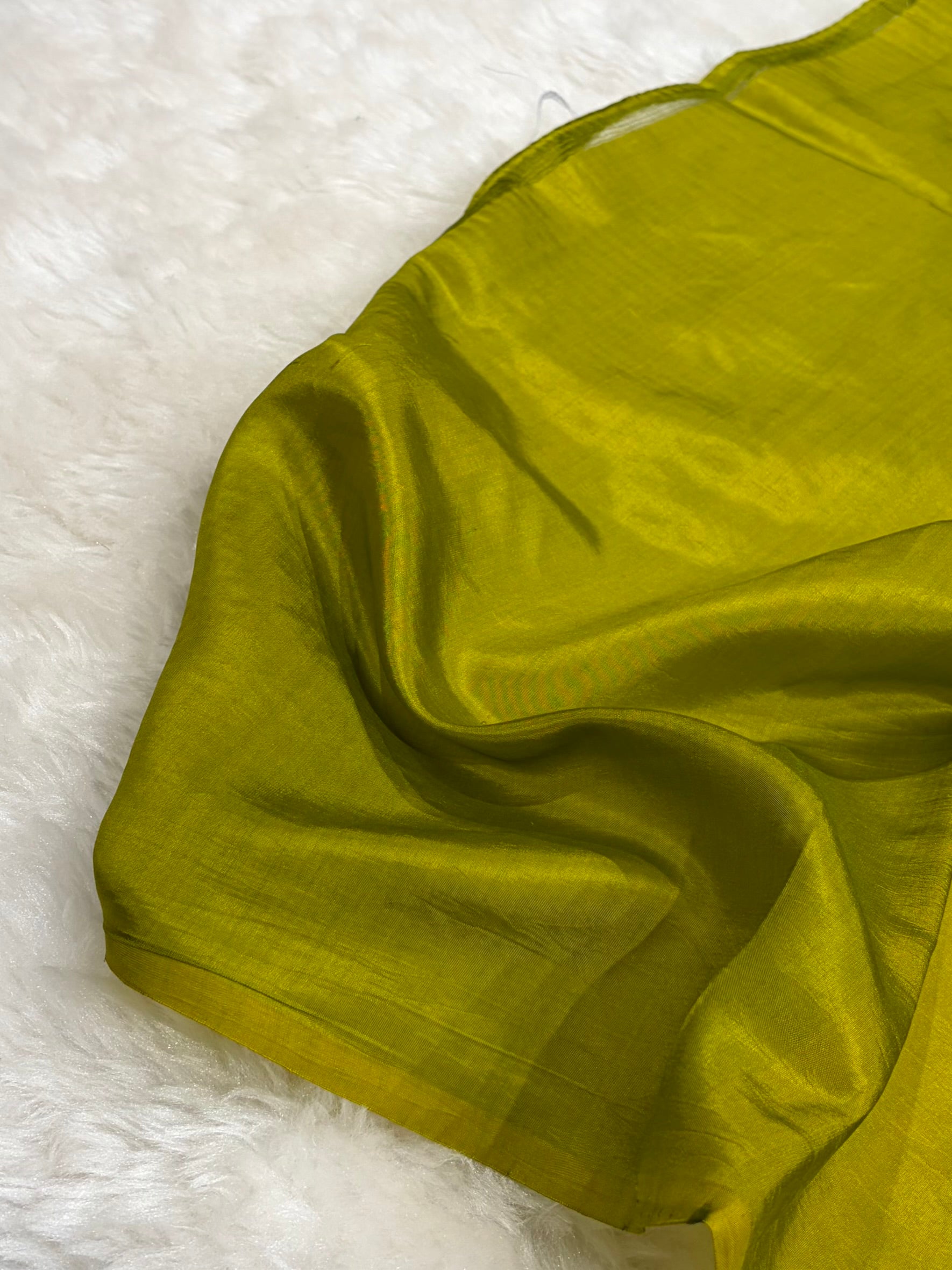 Banarasi Green Shades Boota Handwoven Pure Paper Silk RM-10