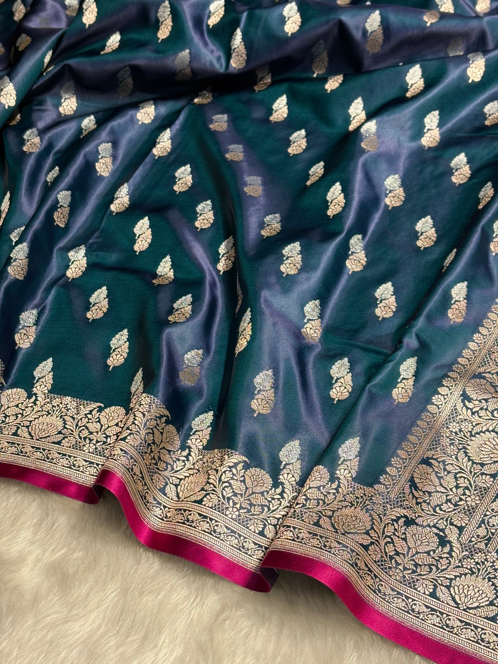 Cross Navy Shades Dual Floral Booti Mashru Silk Saree MSM-69