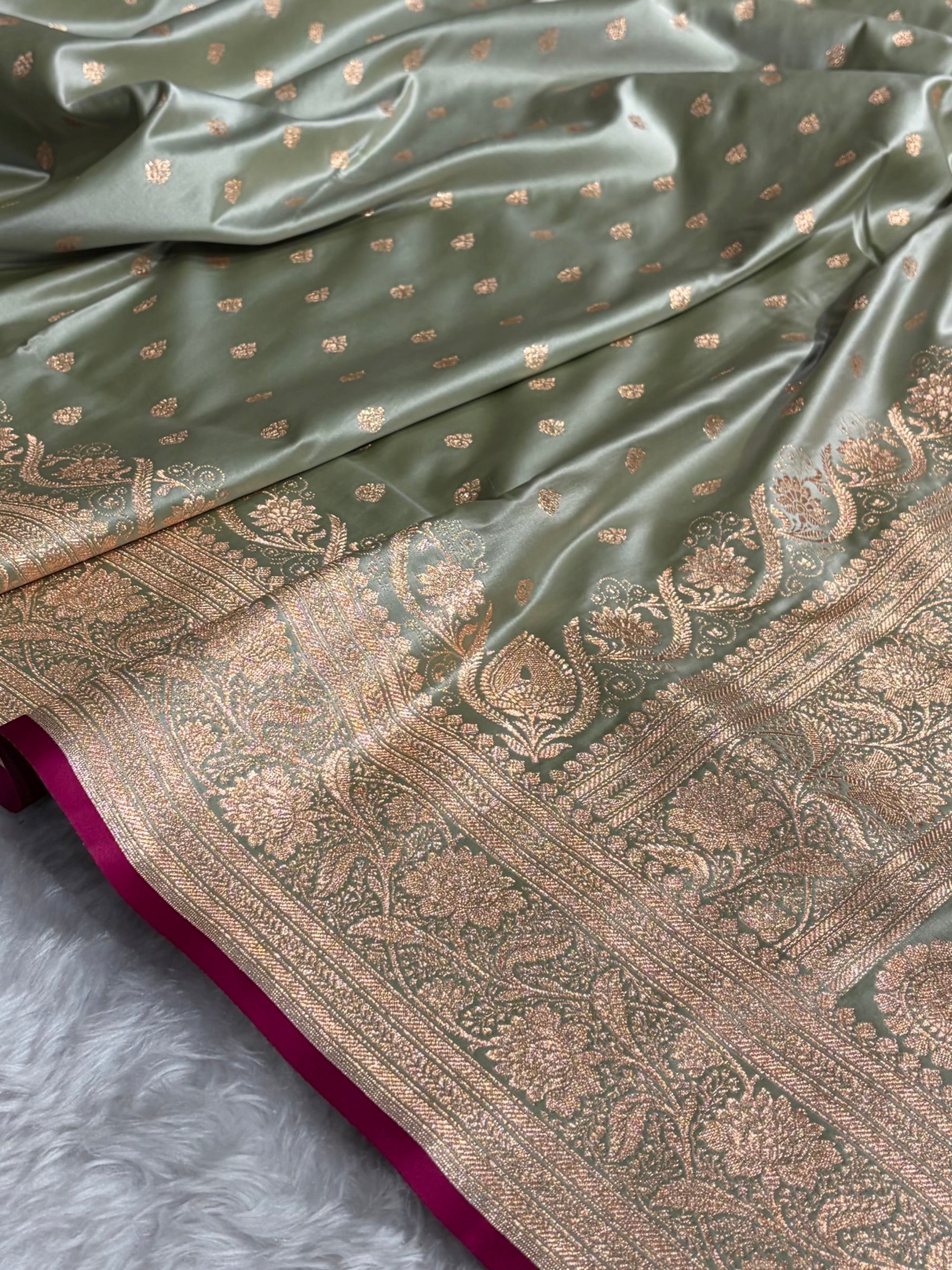 Katan Silk Saree In Pista Shades SK08