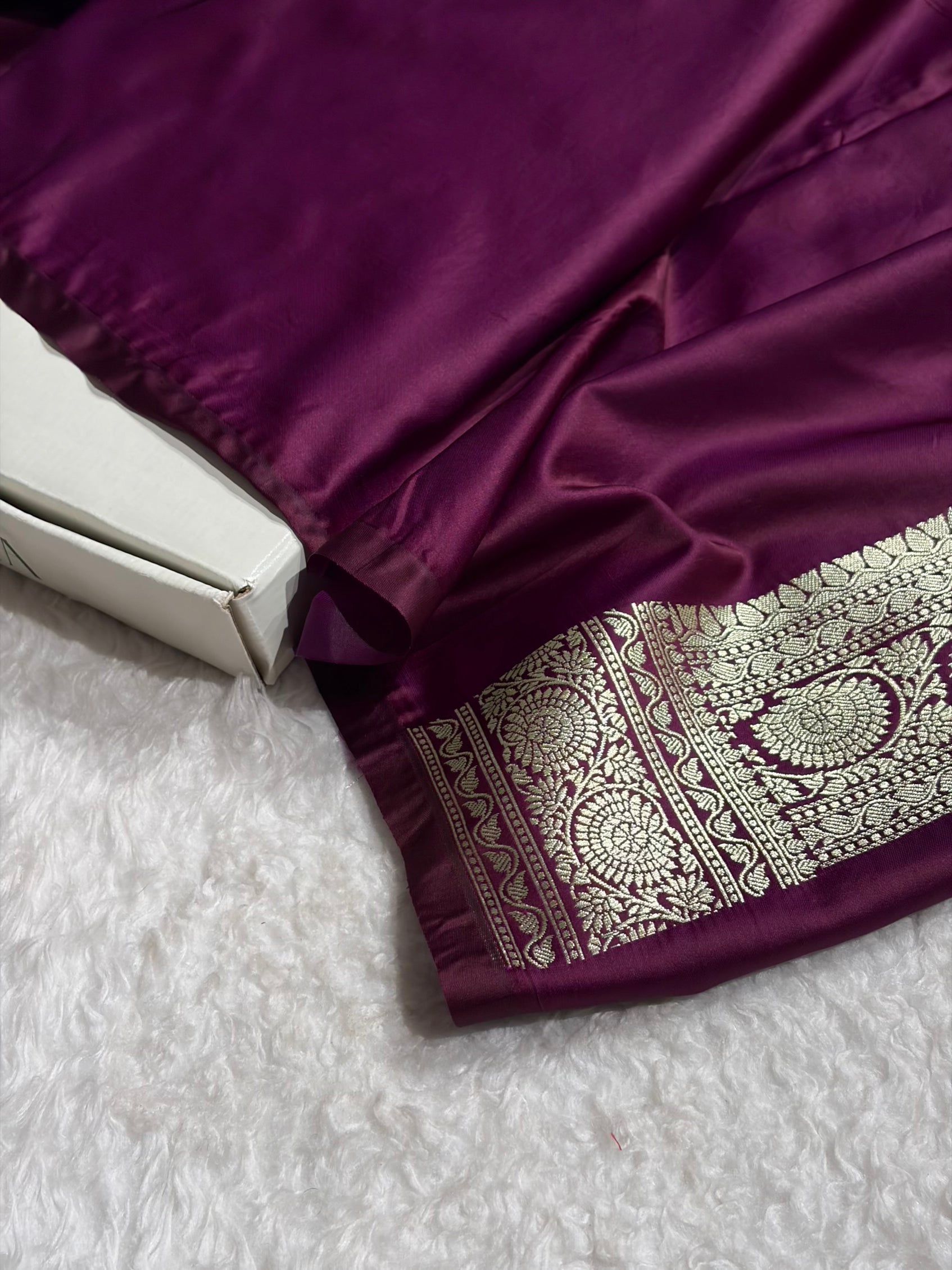 Banarasi Satin Katan Saree With Minakari Jaal Pattern in Wine Shades SK126